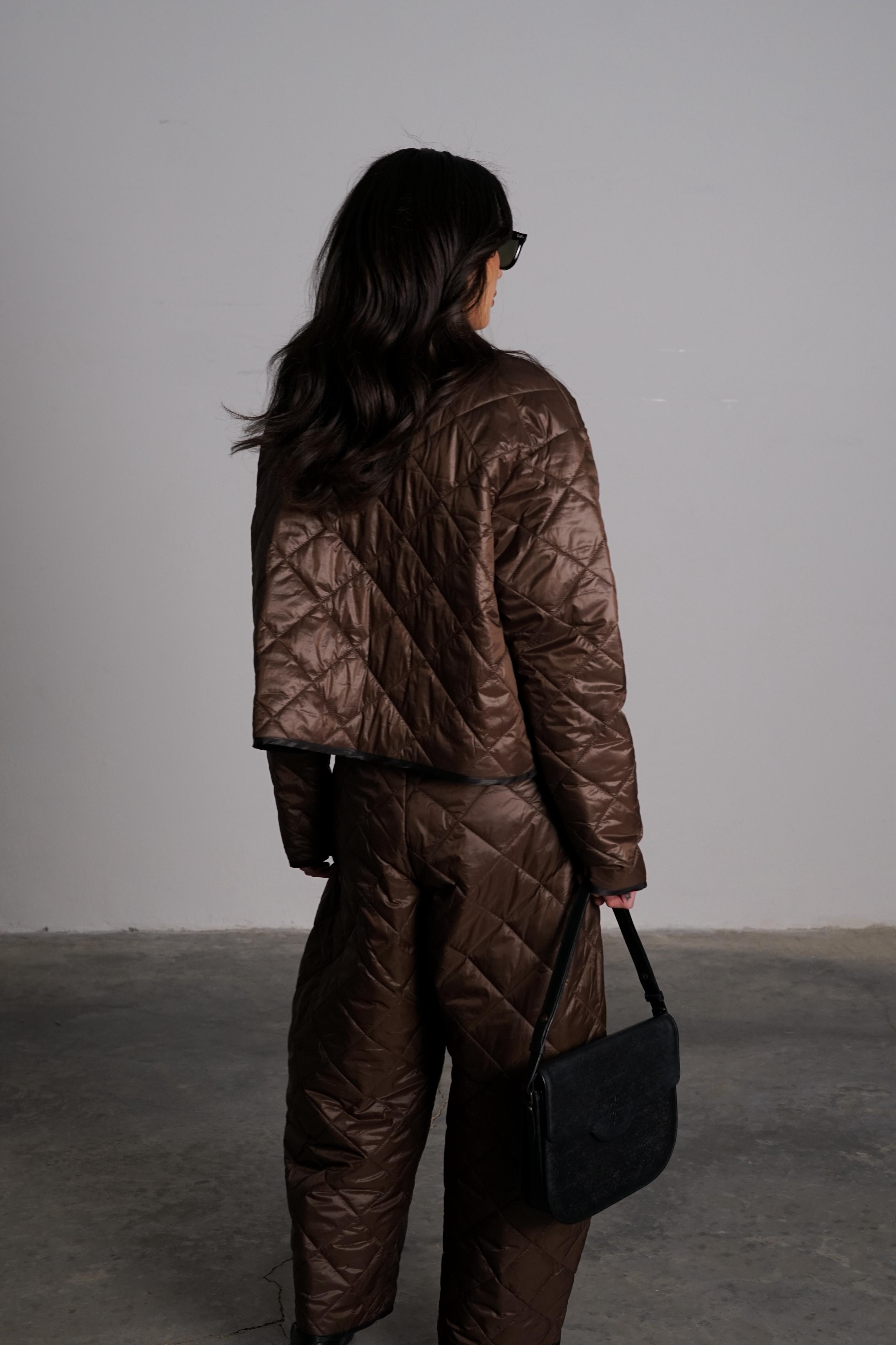 חליפת מלומה