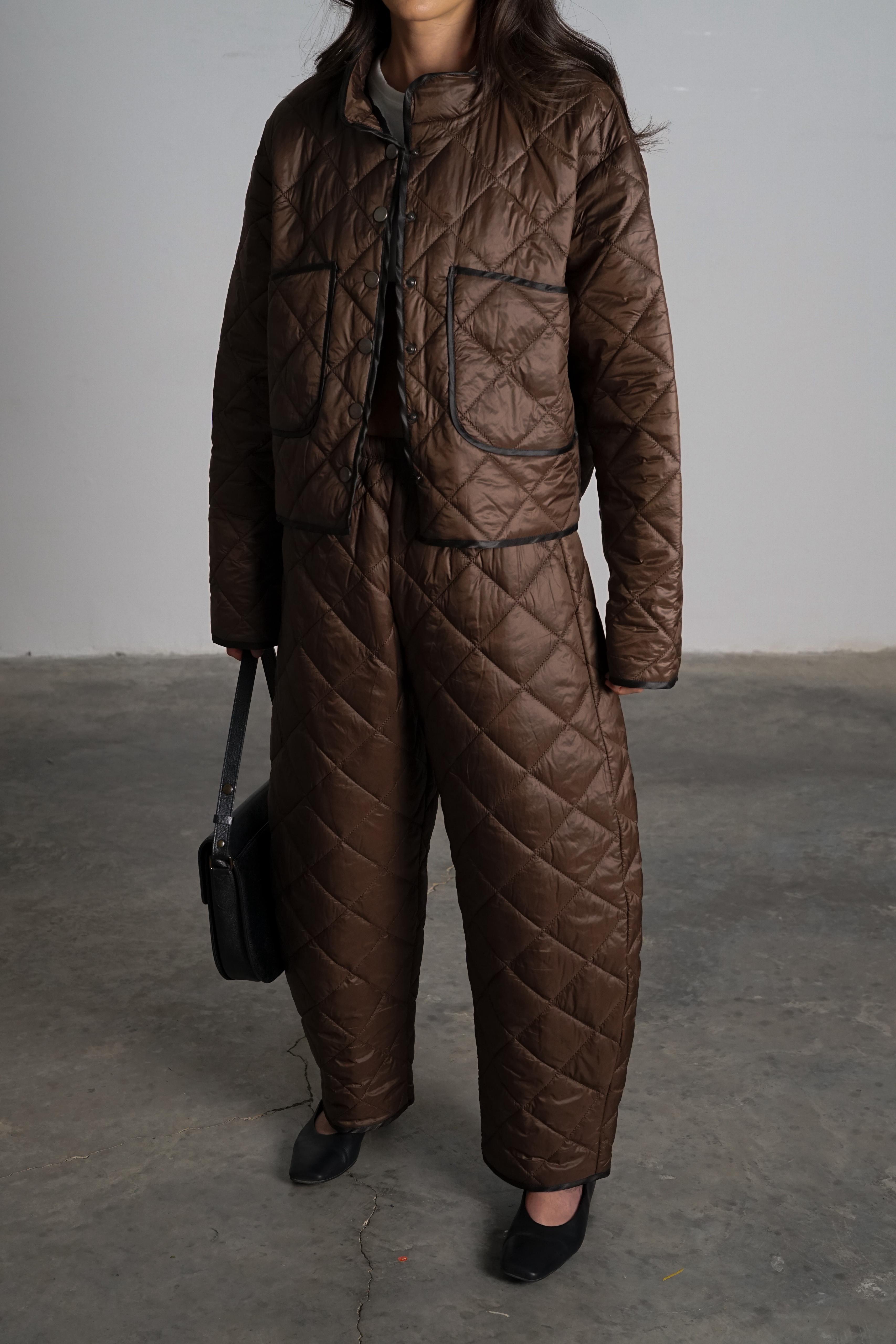 חליפת מלומה