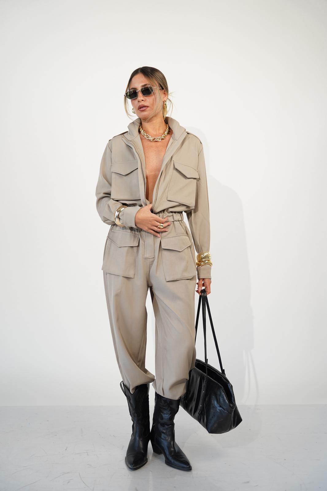 אוברול סקאי