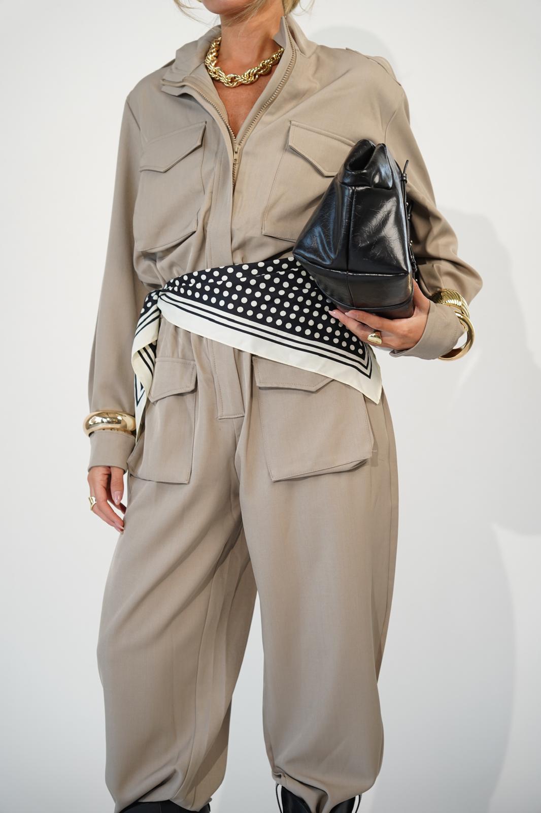 אוברול סקאי