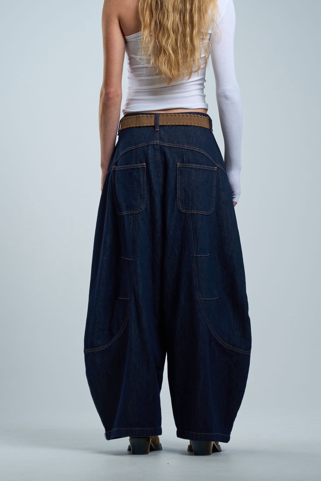 ג'ינס אביאם