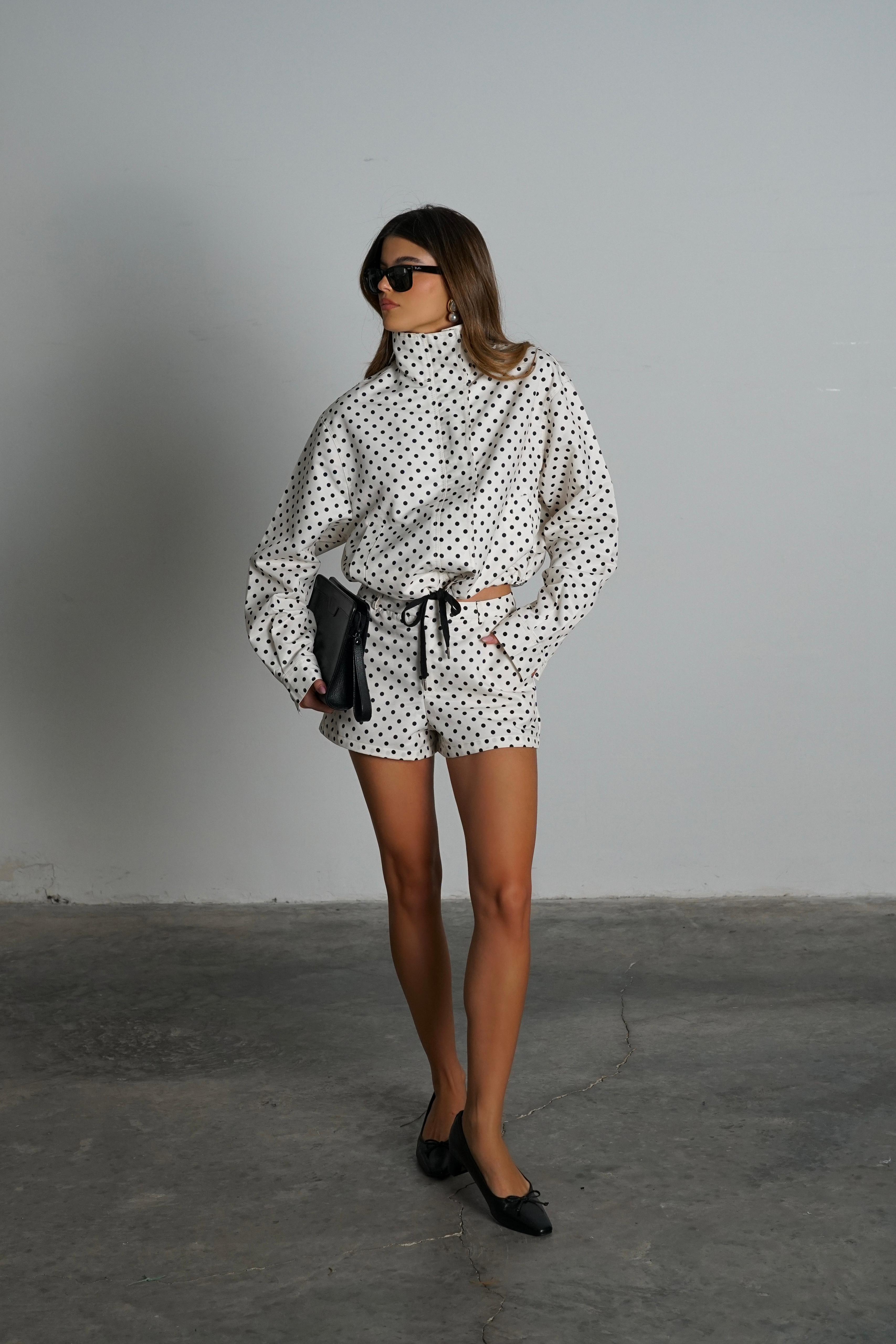 חליפת טומיק