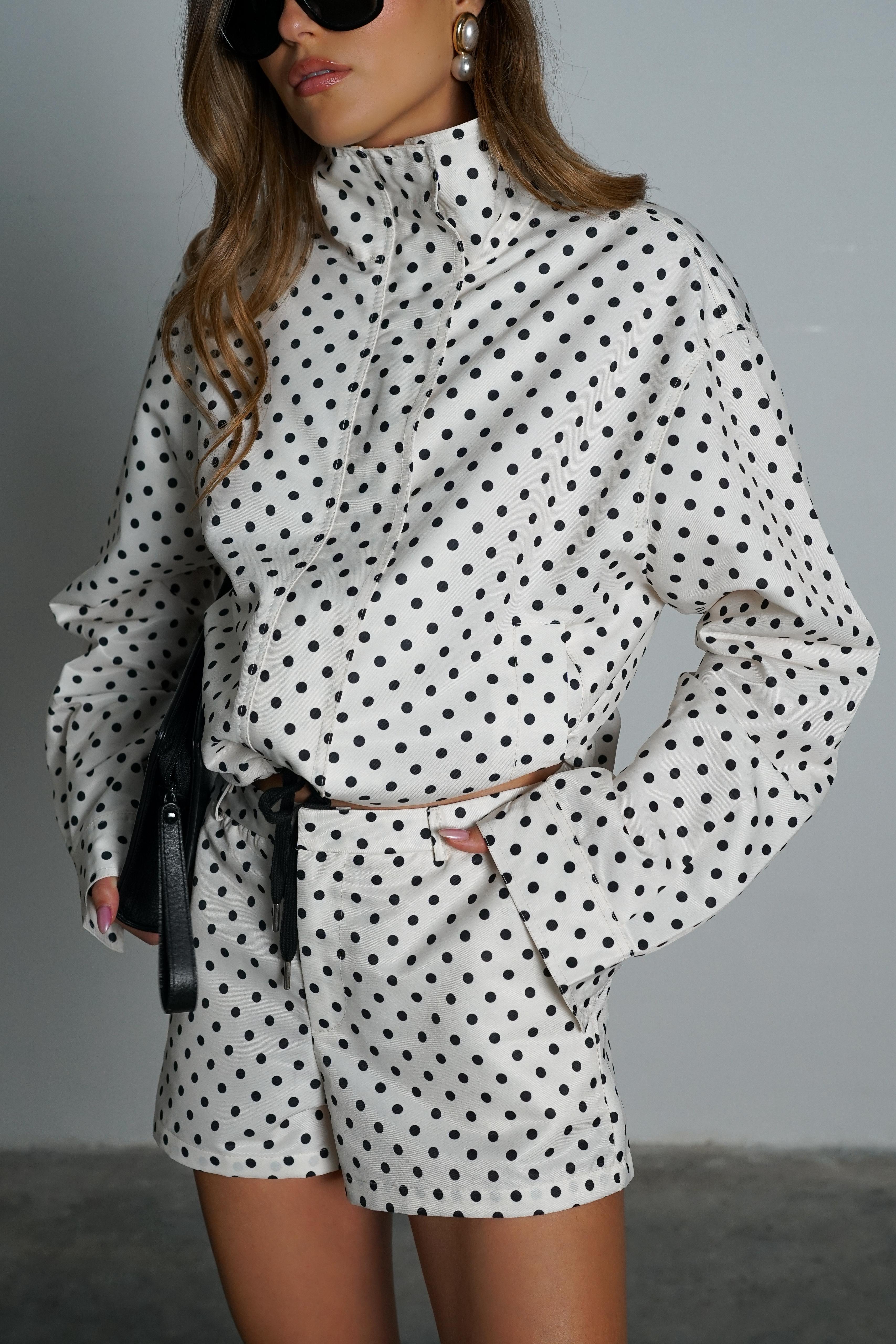 חליפת טומיק