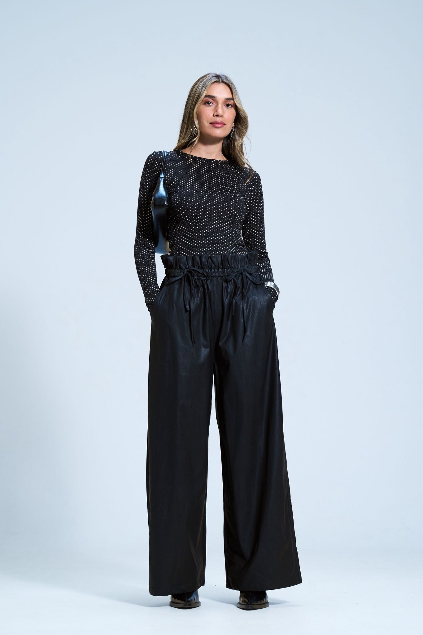 מכנס ליאה שחור