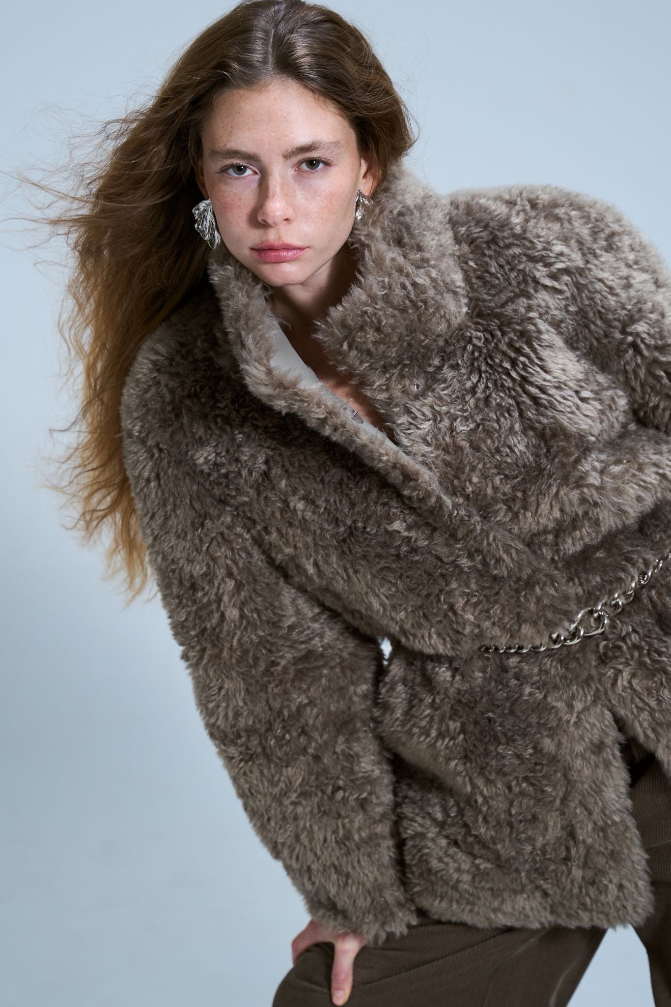 מעיל לביא חום