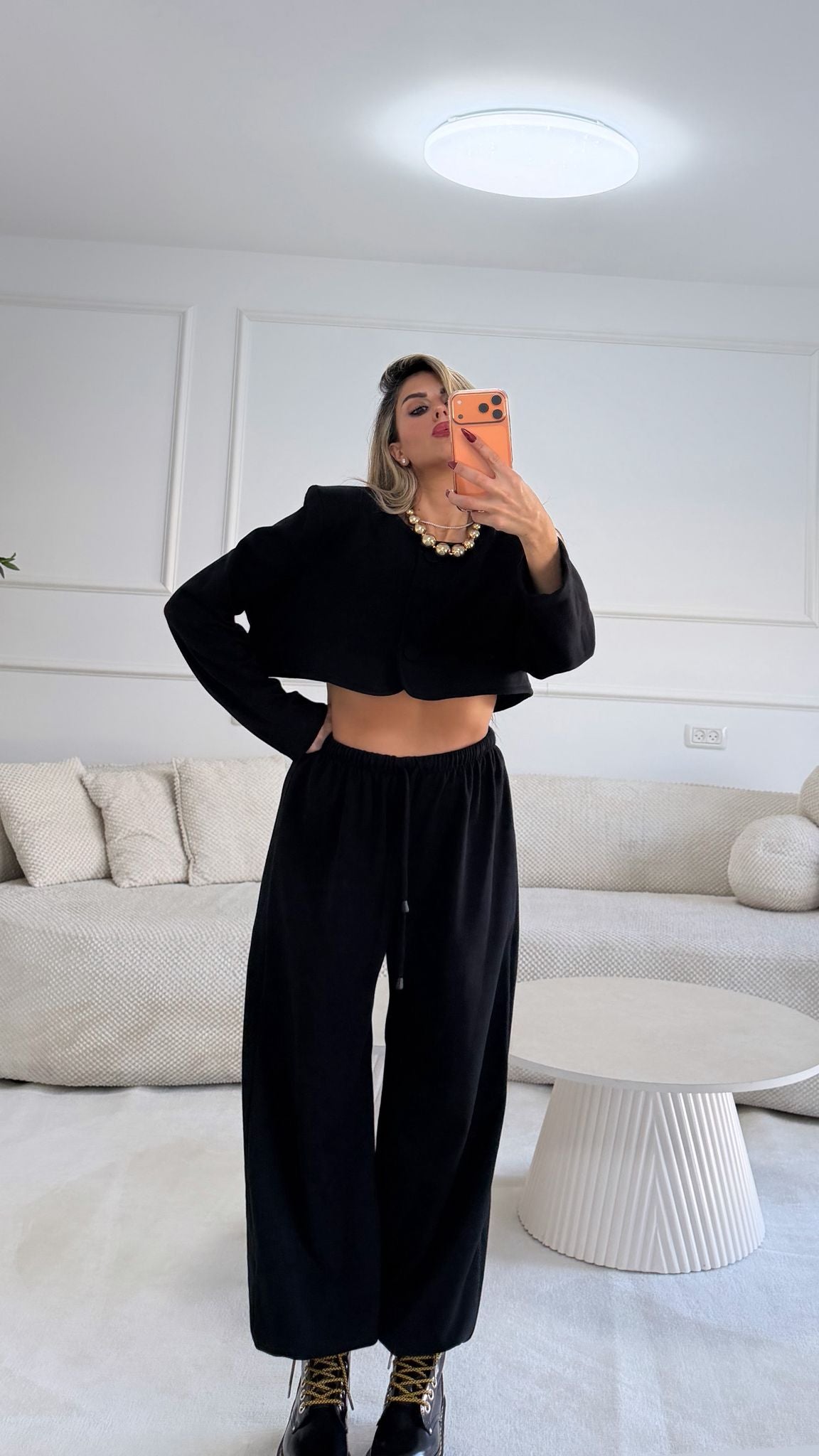 חליפת מאיו שחור