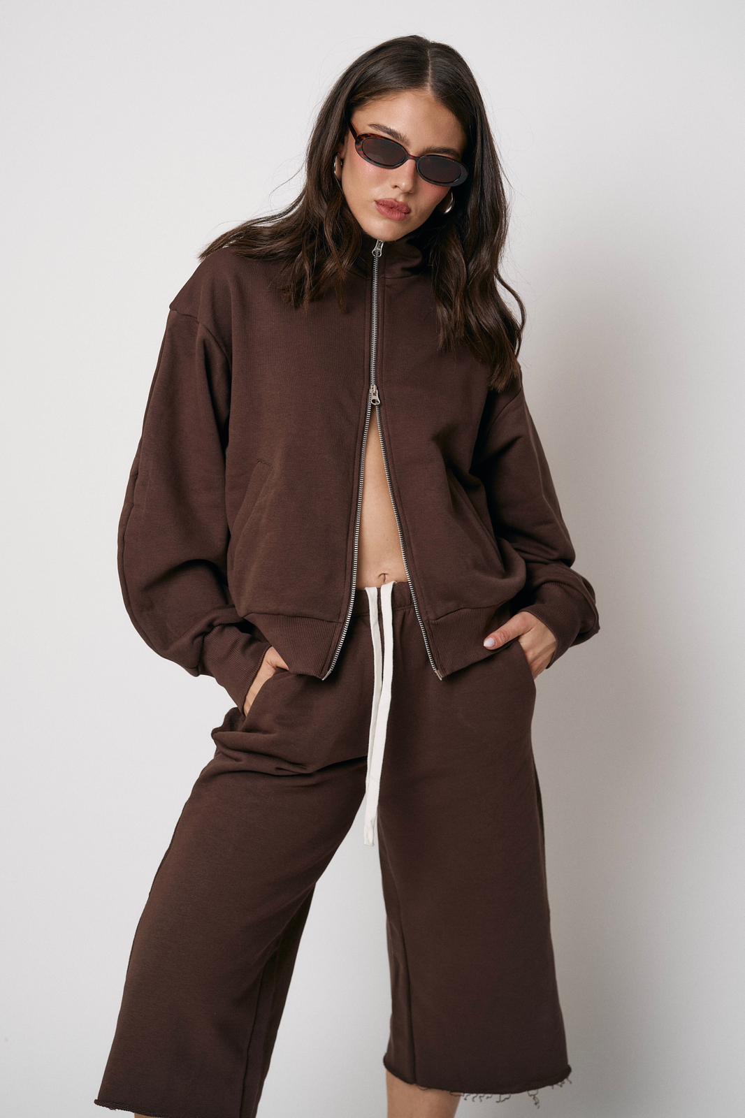 חליפת לוריאן