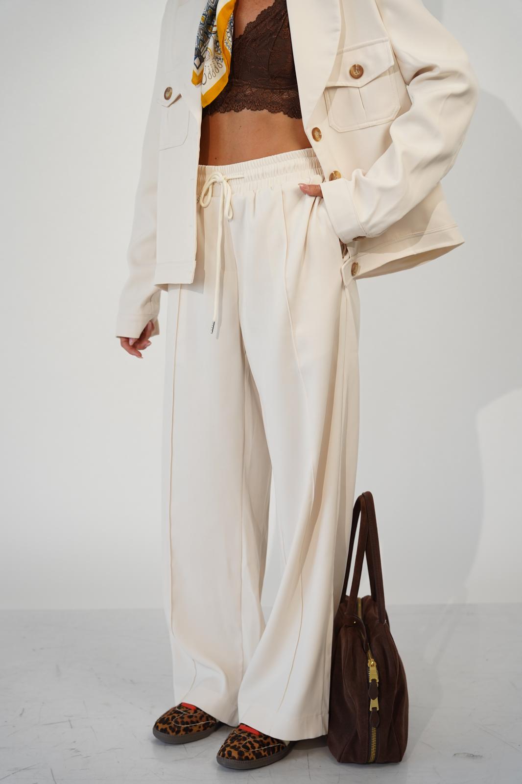 חליפת ליאור שמנת