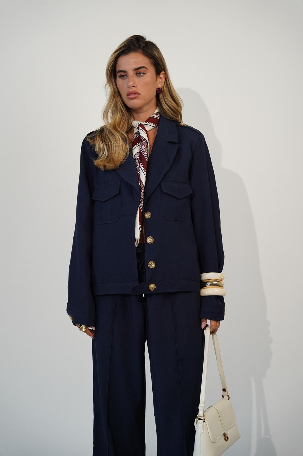 חליפת ליאור כחול נייבי