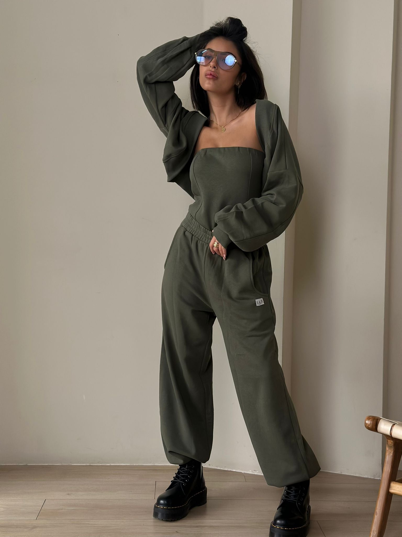 חליפת מייקי