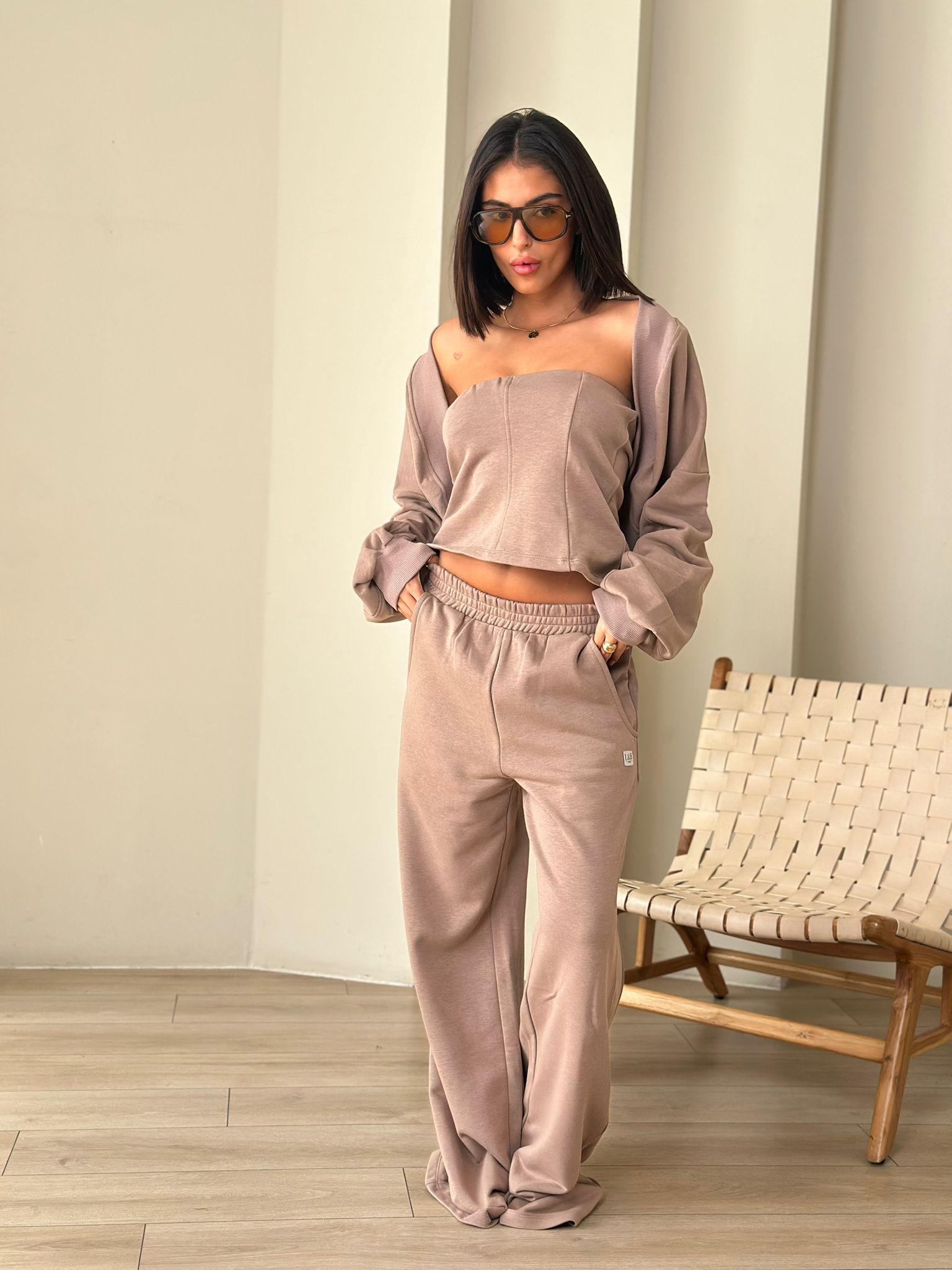 חליפת מייקי