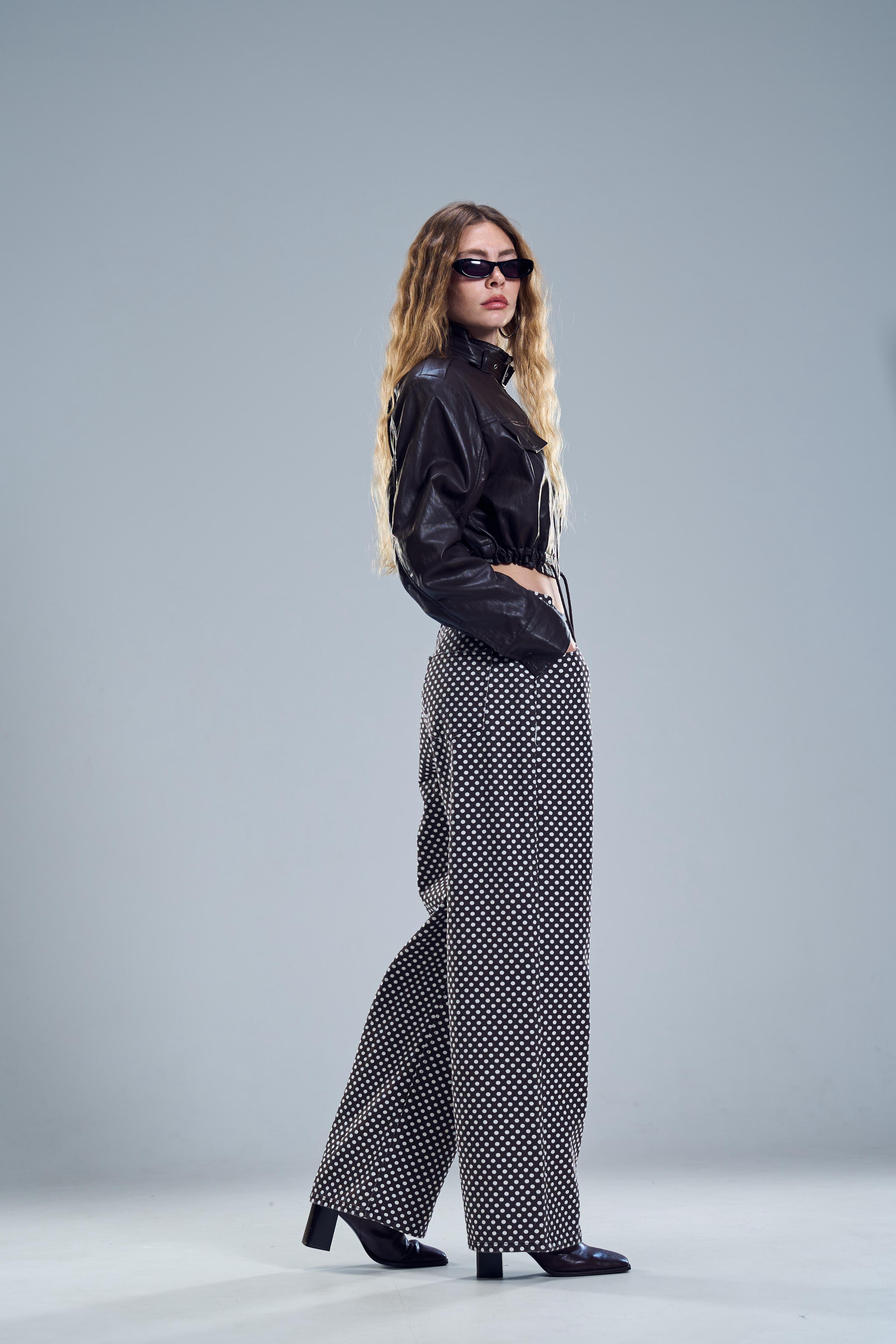 מכנס מיי שחור חום