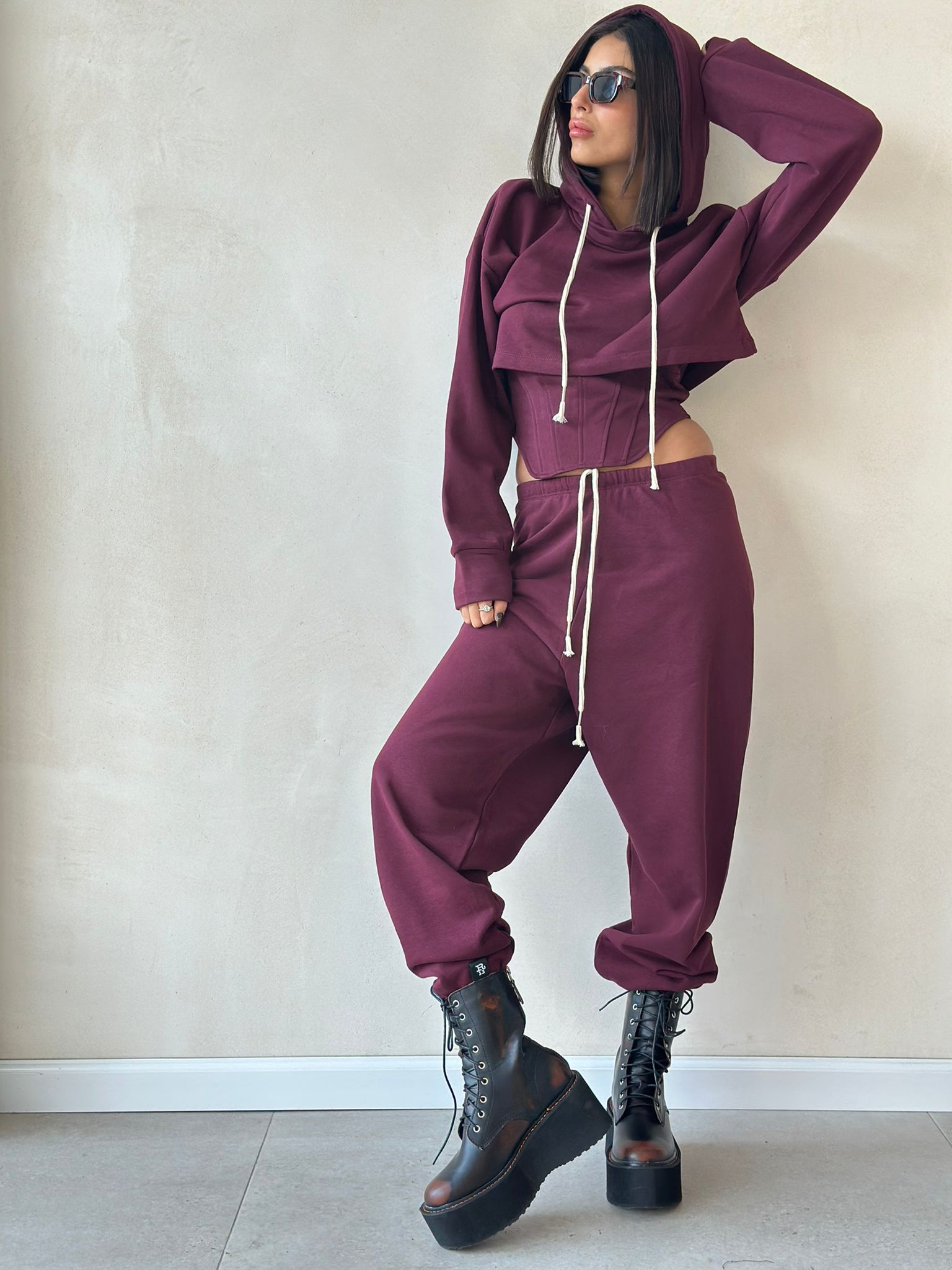 חליפת סמדי בורדו