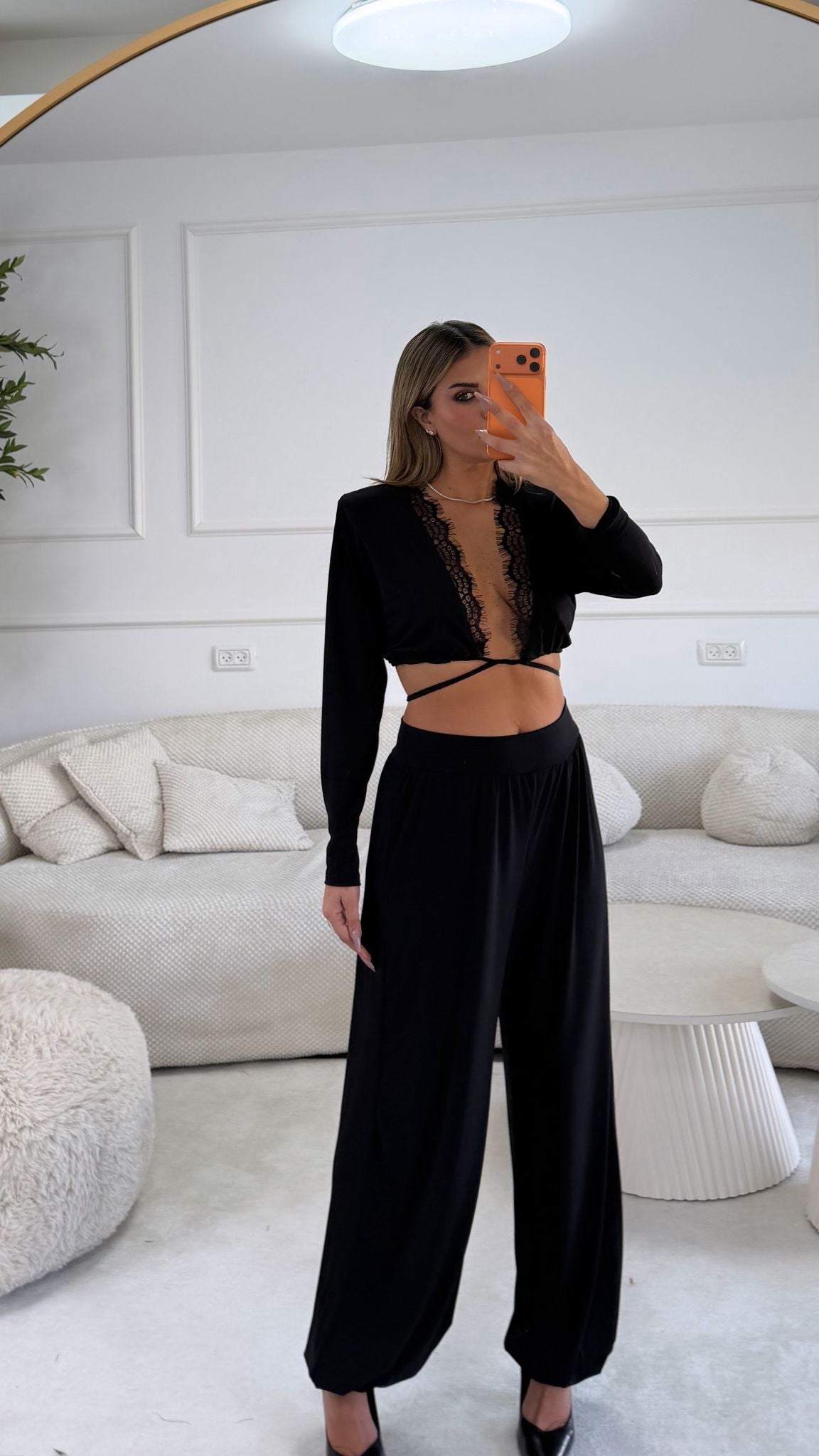 חליפת טופ ומכנס