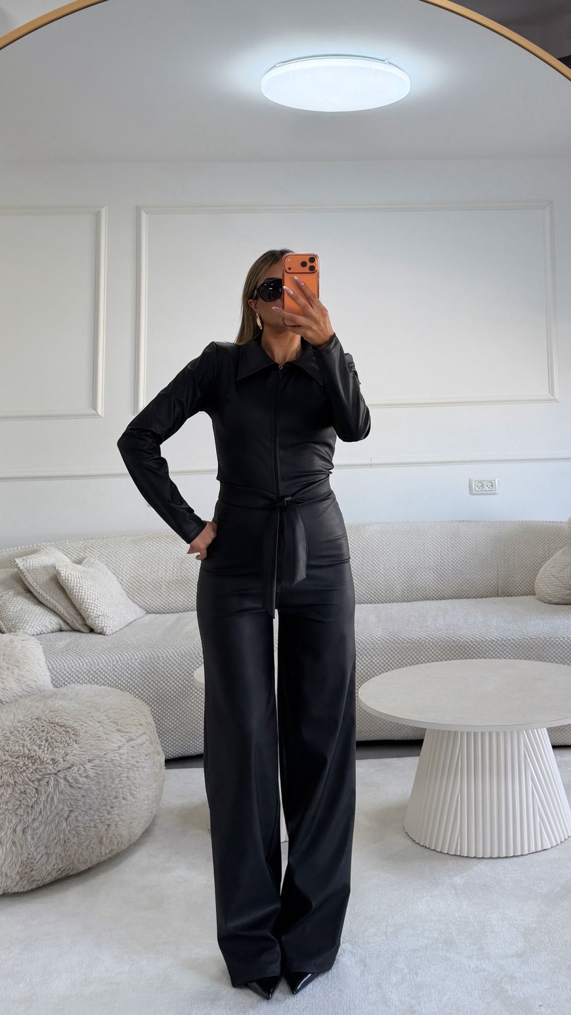 אוברול דמוי עור שחור