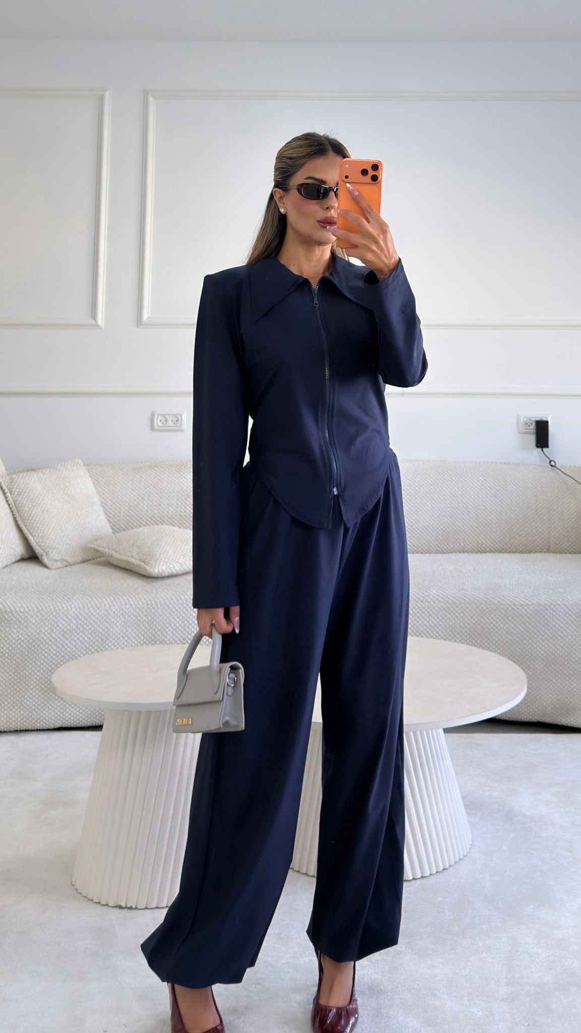 חליפת נסטיה