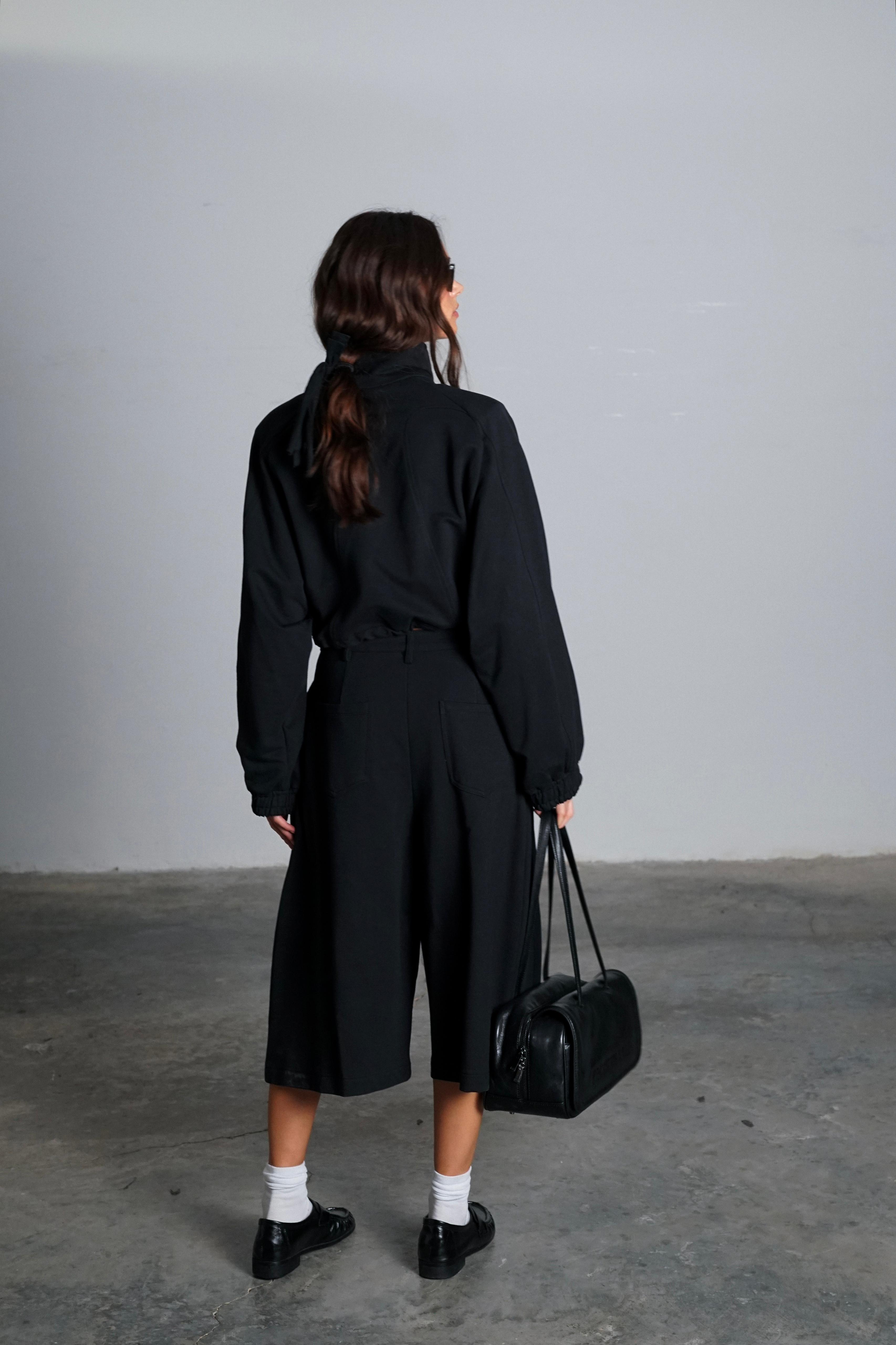 חליפת אדאמס