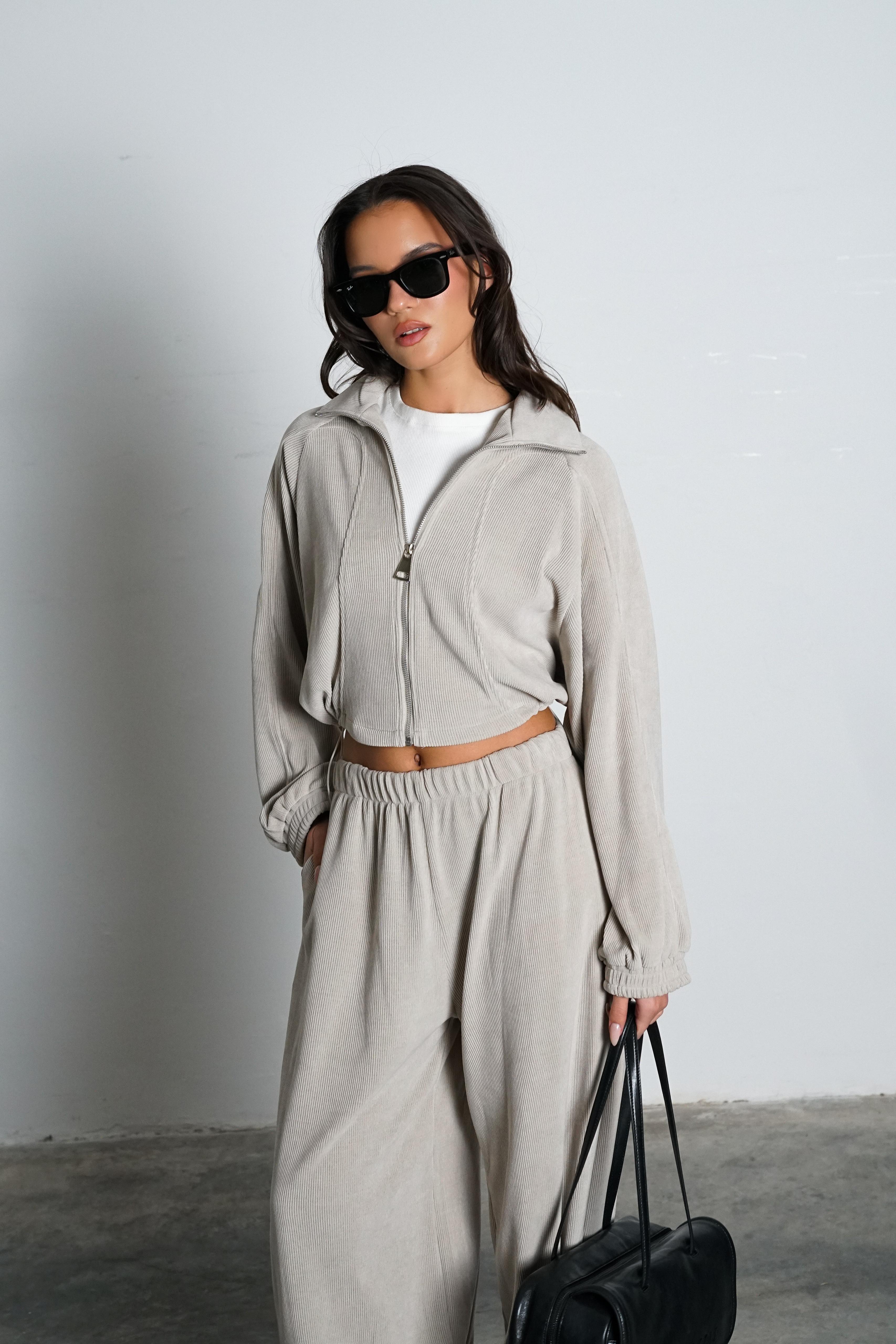 חליפת ריטרי קורדרוי