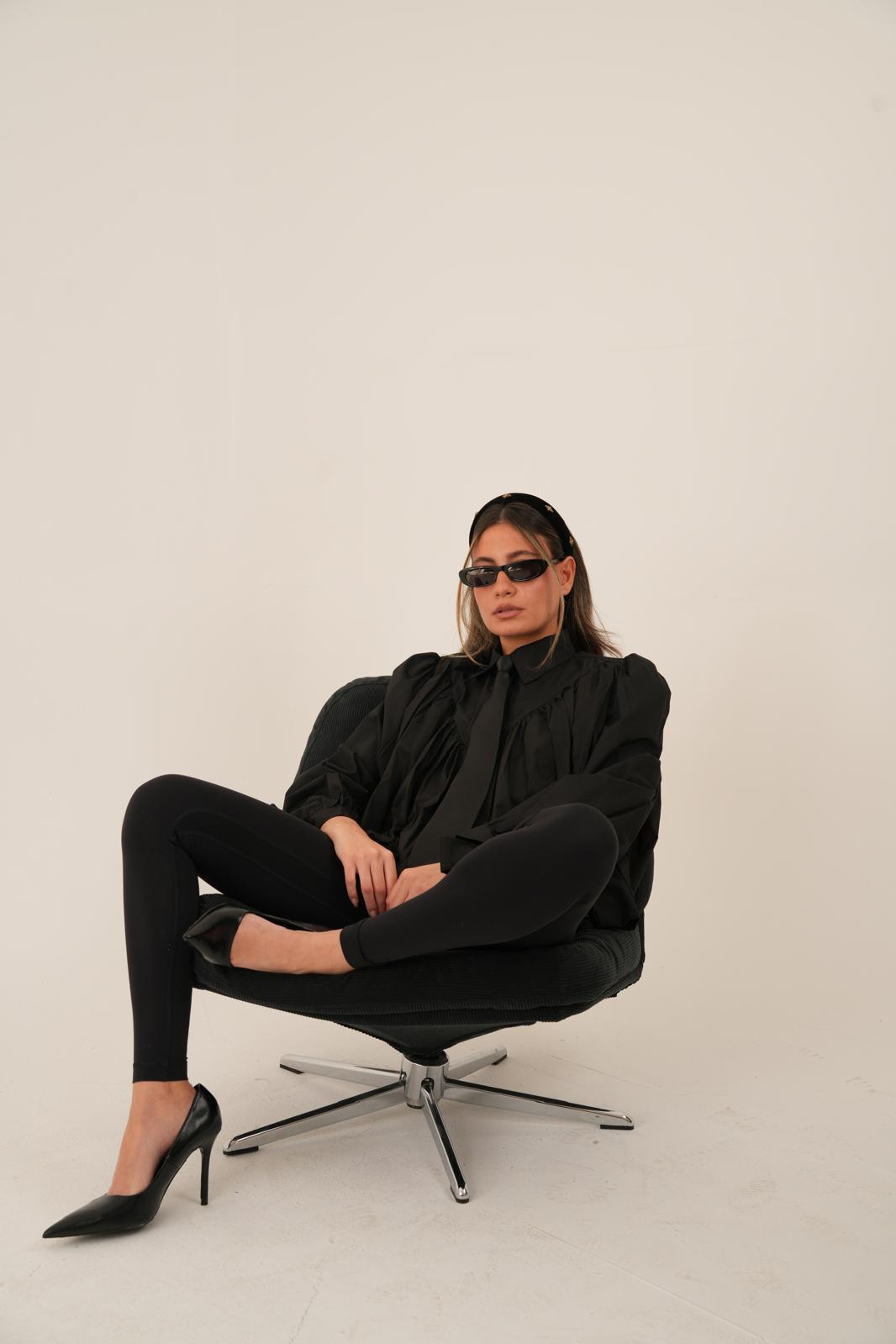 חולצת מיכאלה