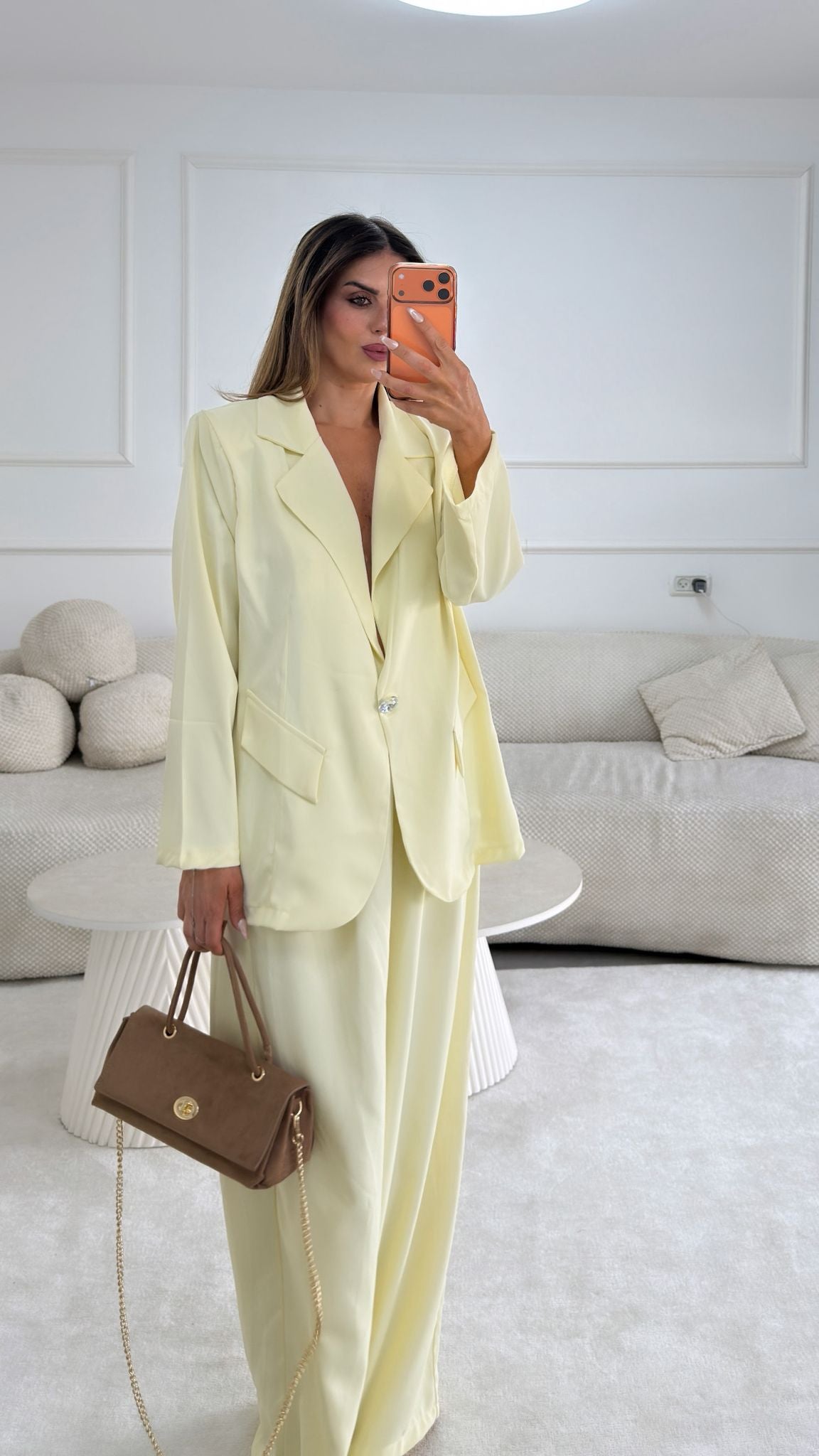 חליפת כפתור יהלום