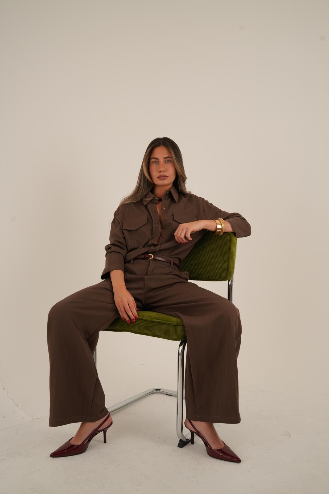 חליפת מייגן