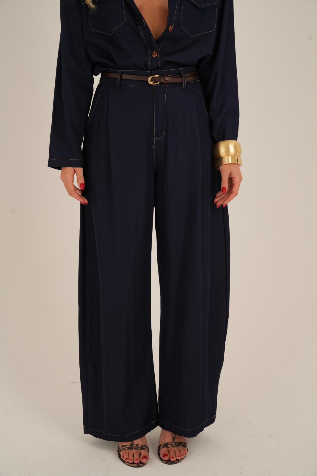 חליפת מייגן