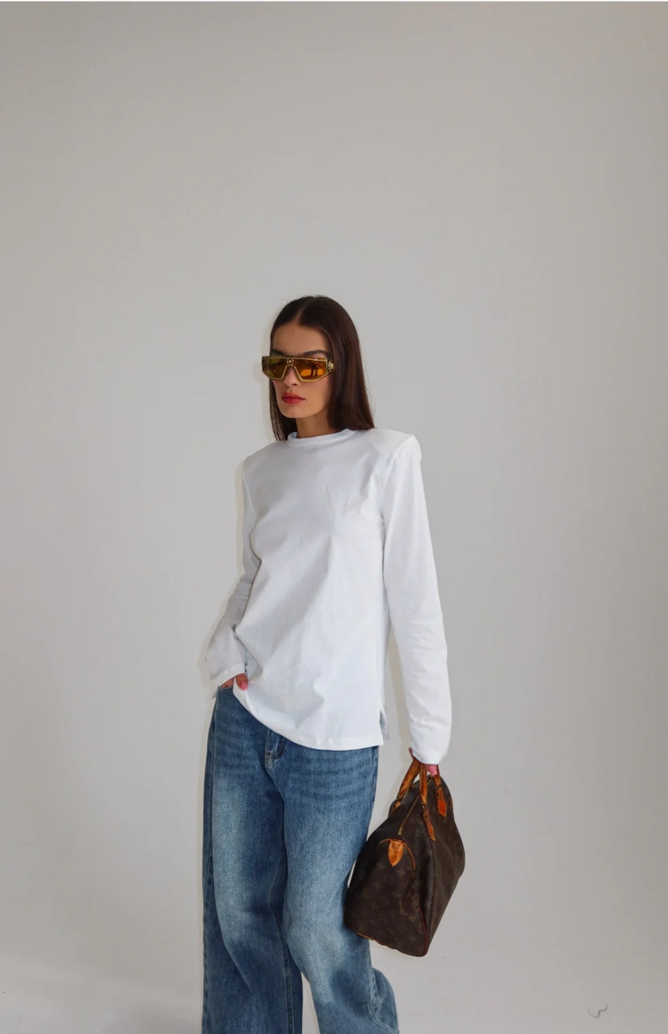 בייסיק כריות לבן דגם 293