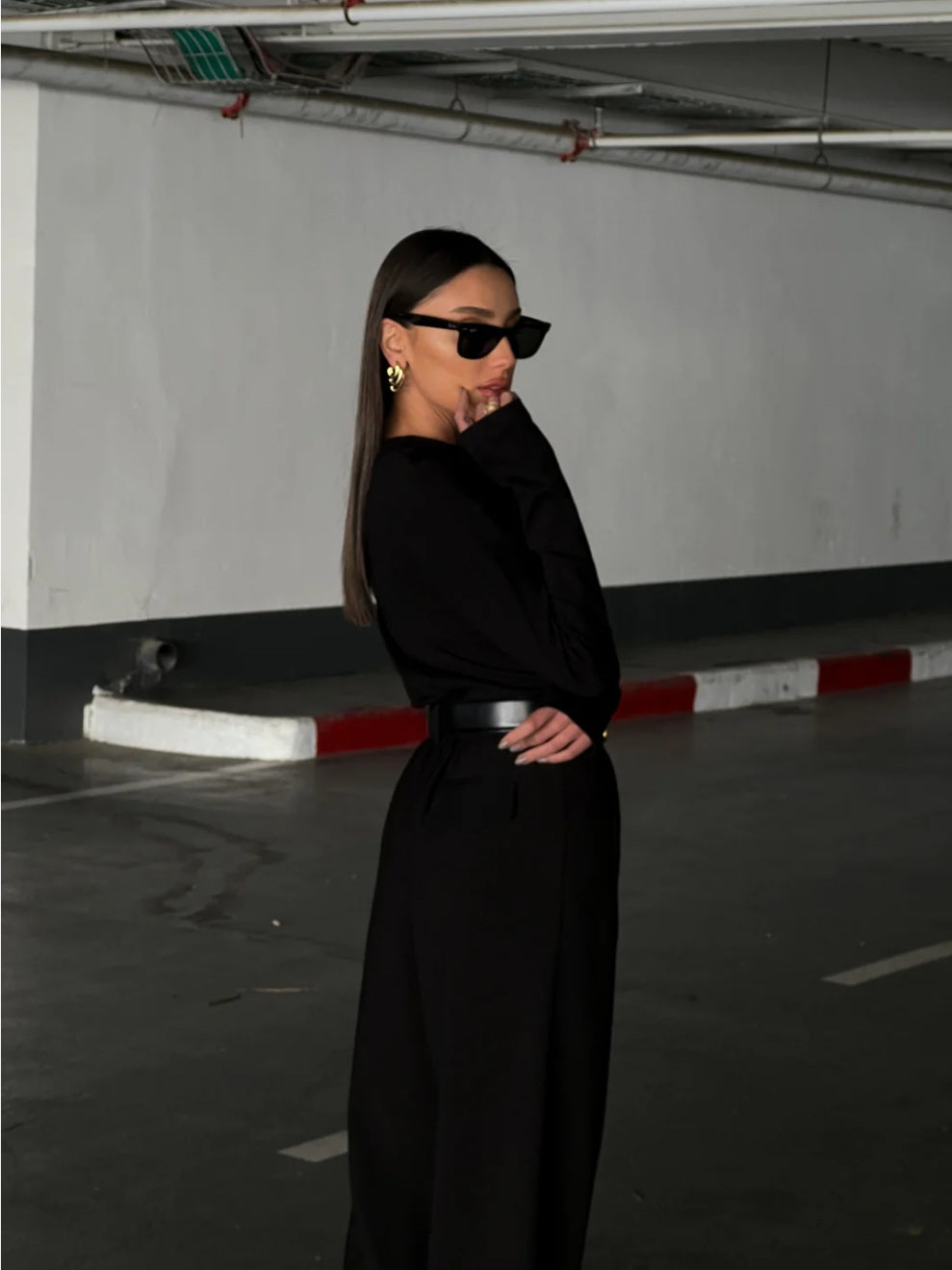 בייסיק כפפה שחור