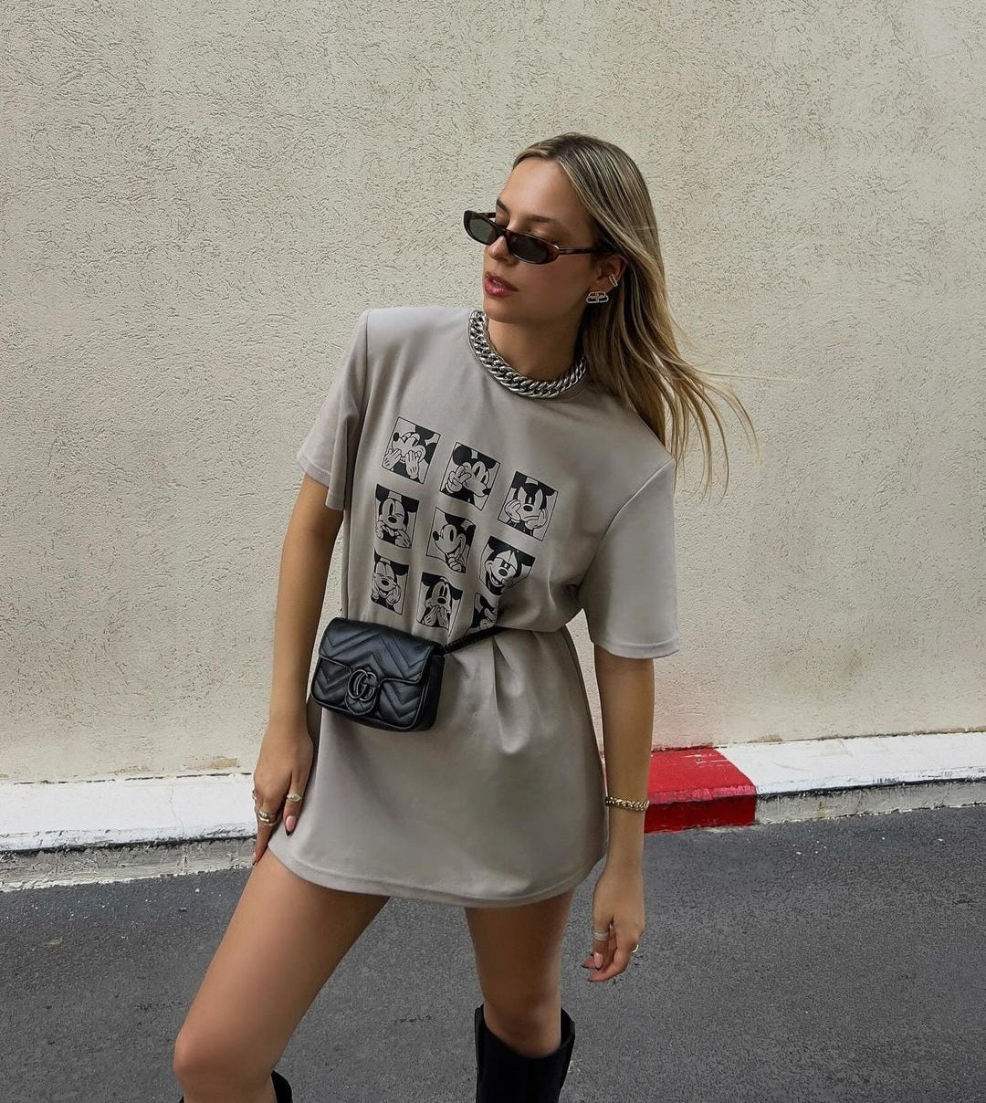 חולצת מאוס בז'