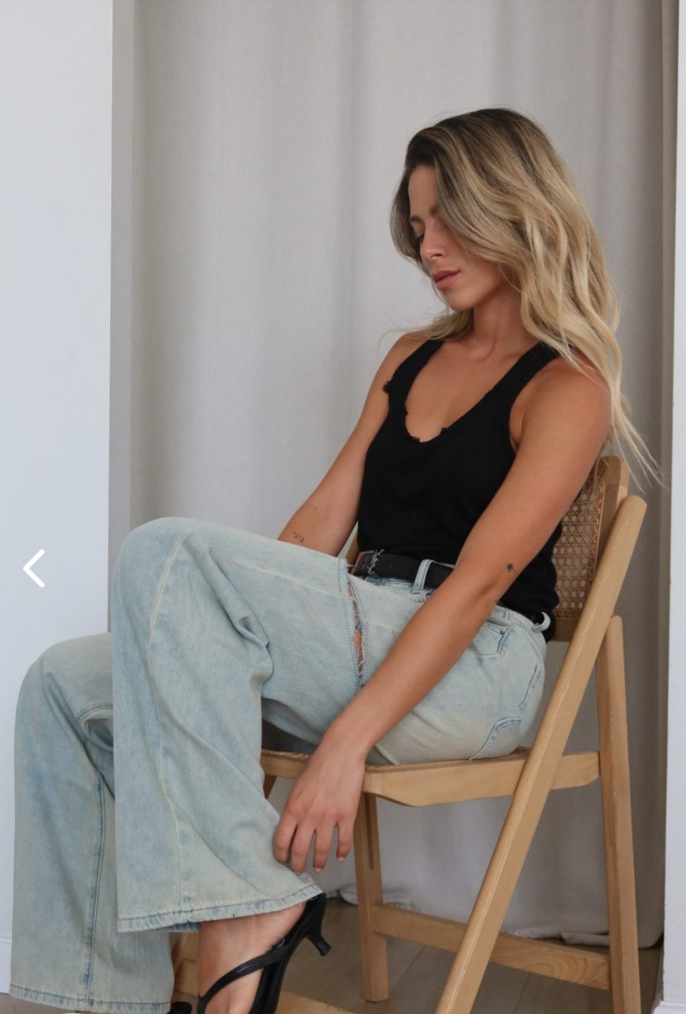 גופית דונה שחור