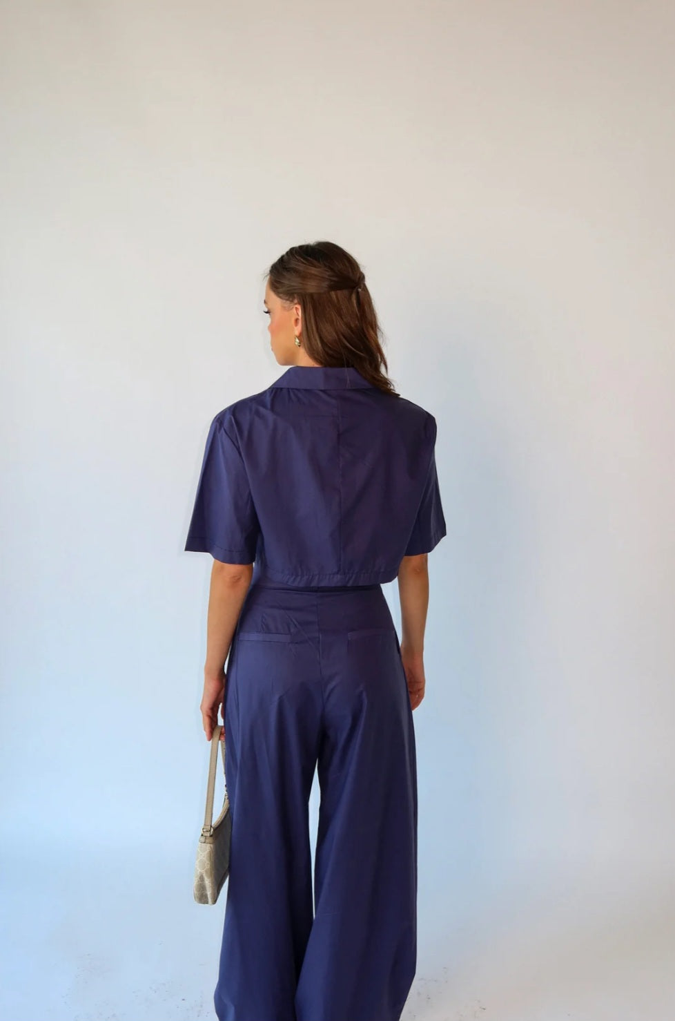 חליפת אופיליה