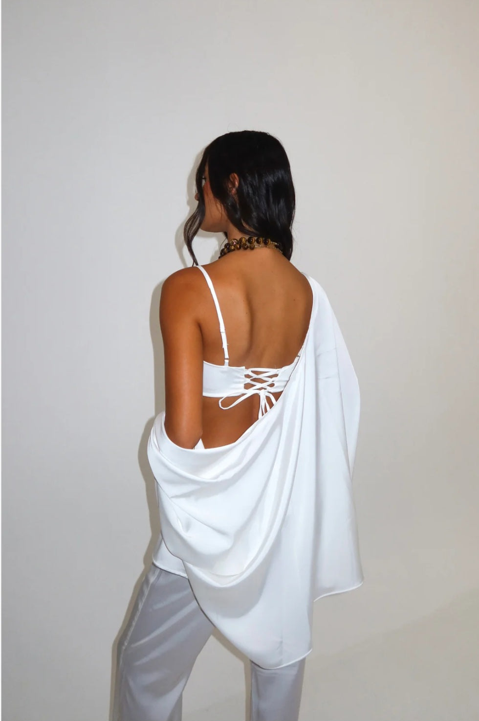 חליפת טוינה לבן