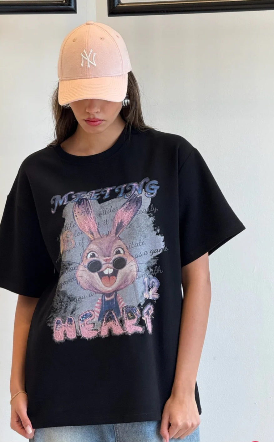 חולצת באני שחור