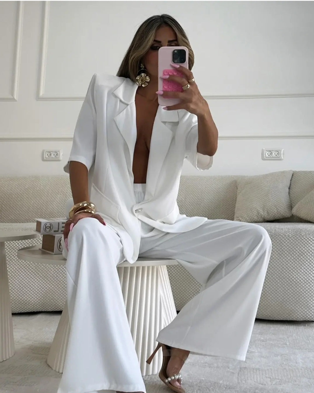 חליפת כפתור יהלום לבן