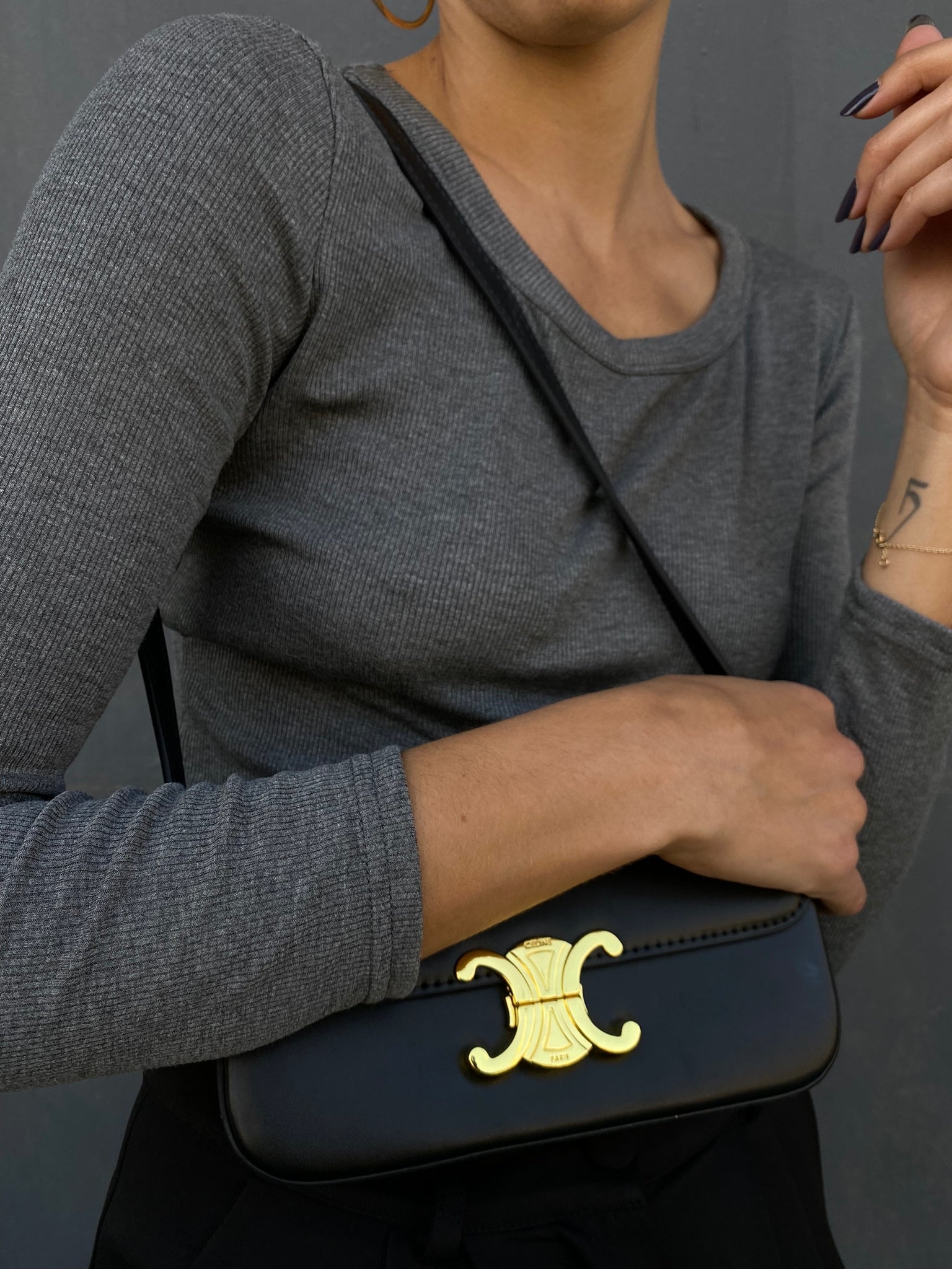 חולצת ריב לייקרה