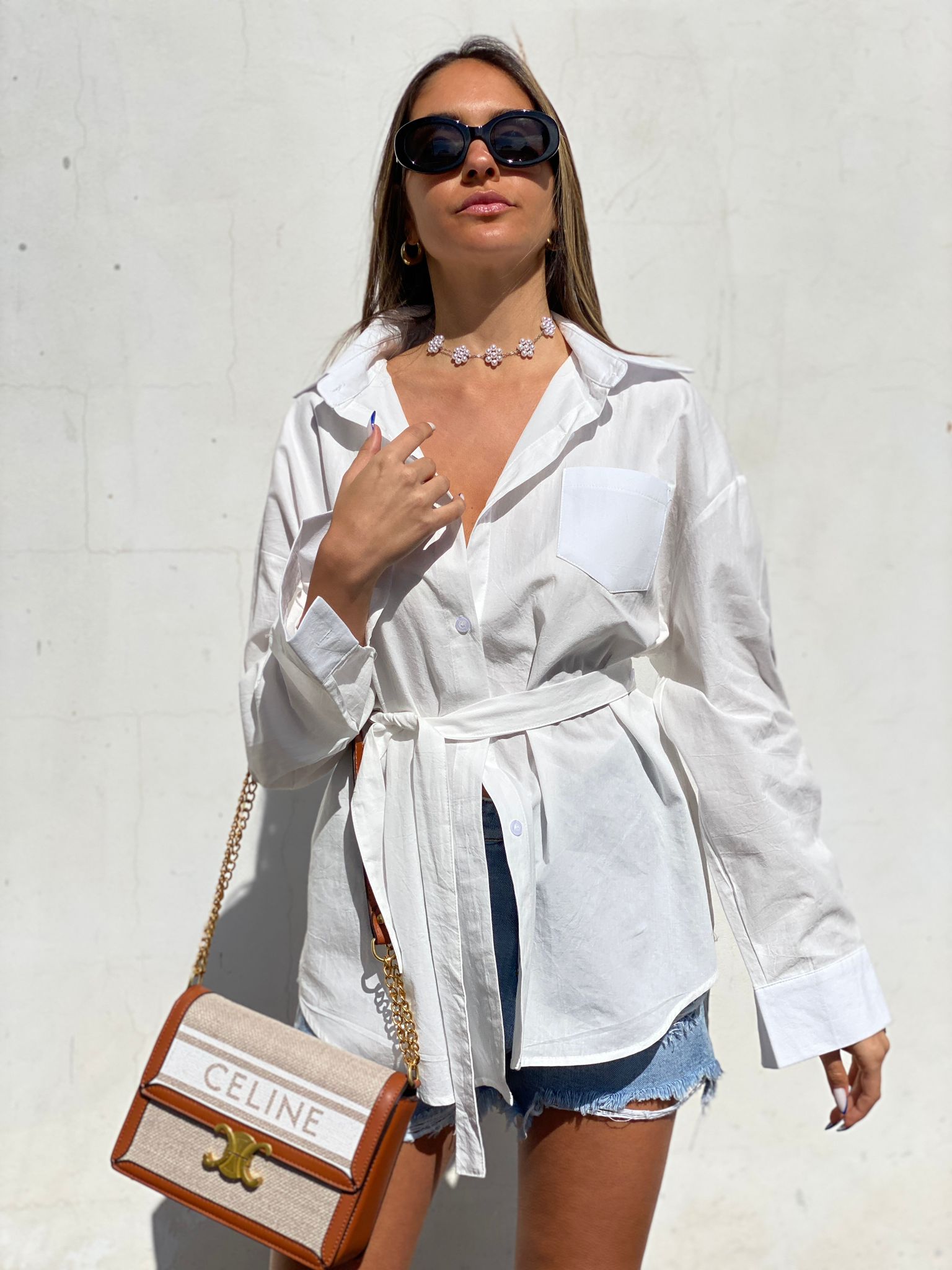 חולצת פשתן מכופתרת קשירה