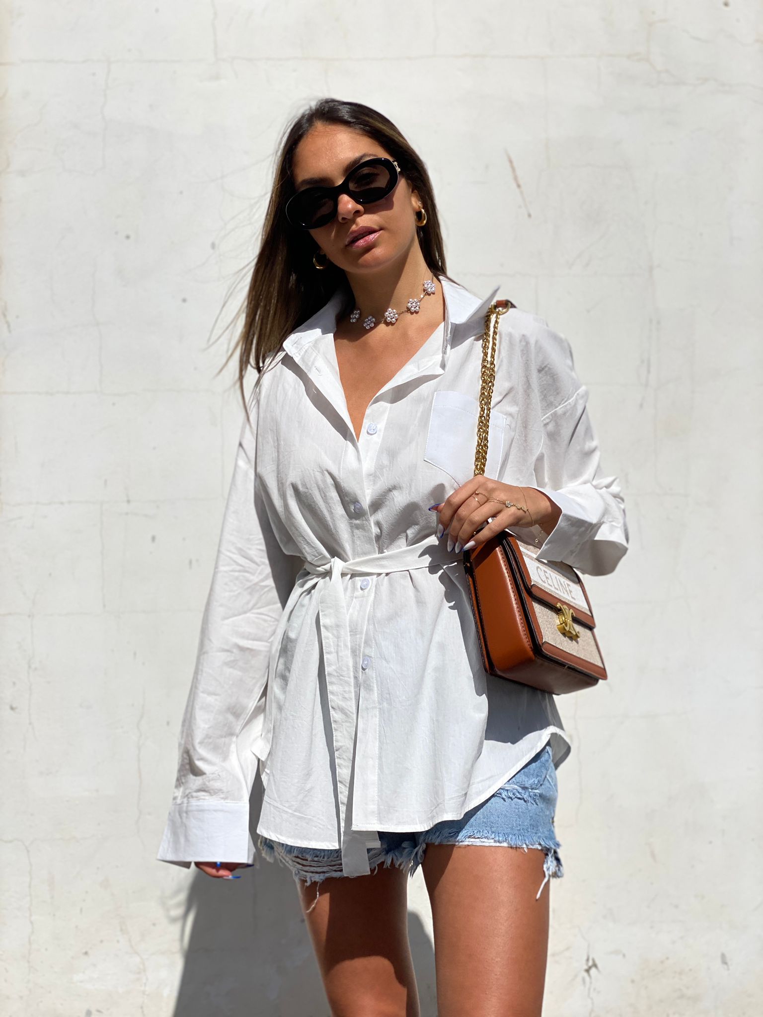 חולצת פשתן מכופתרת קשירה