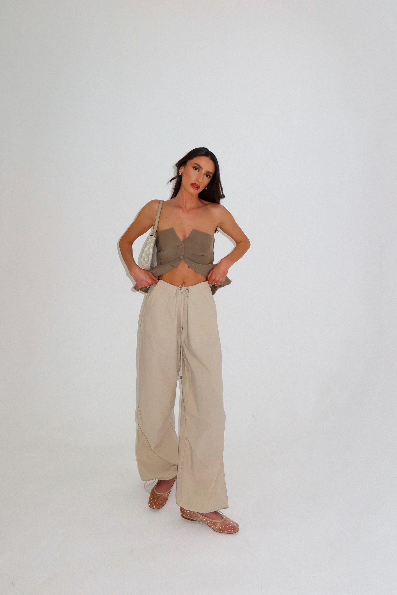 מכנס דיווין קאמל