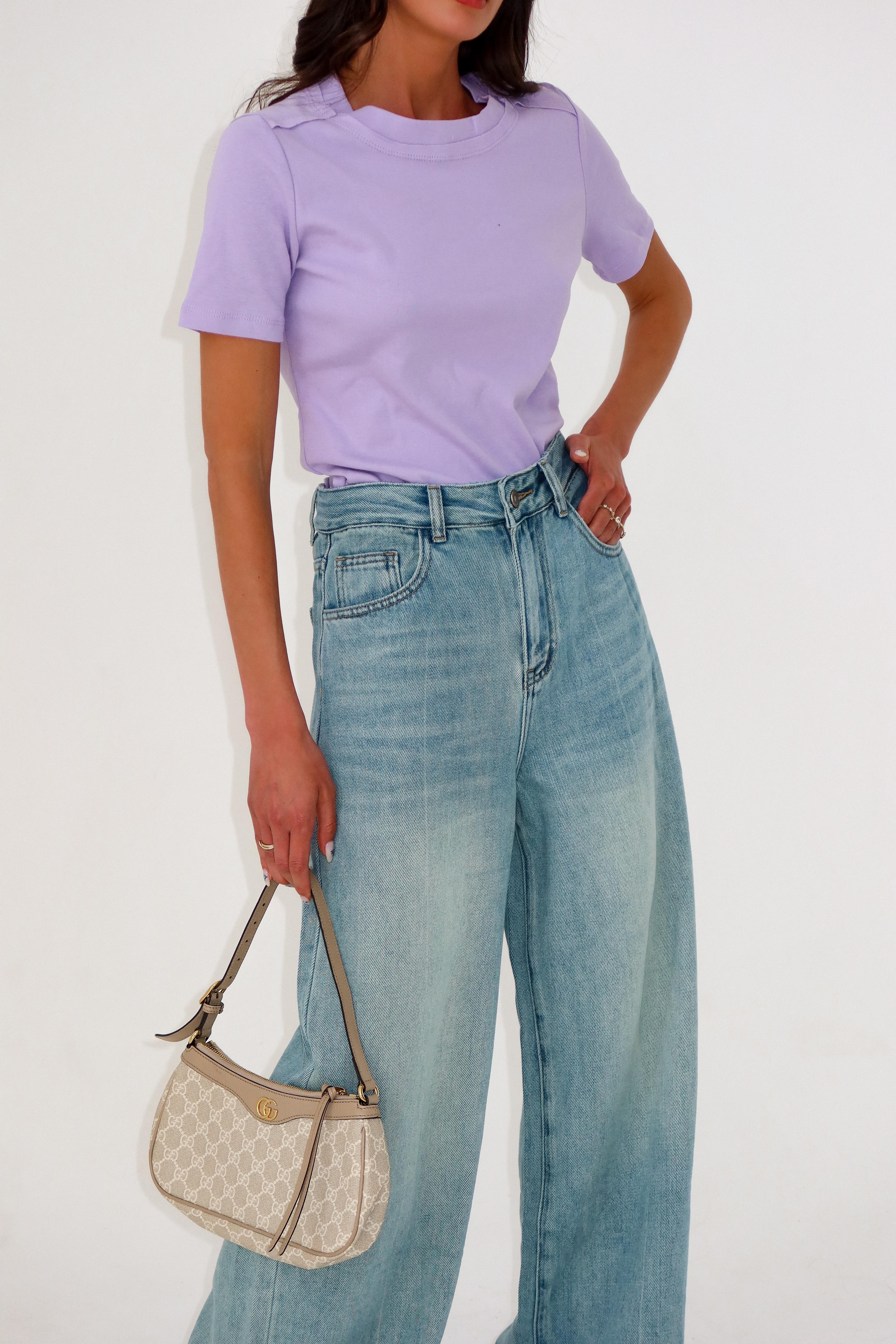 בייסיק דריין סגול