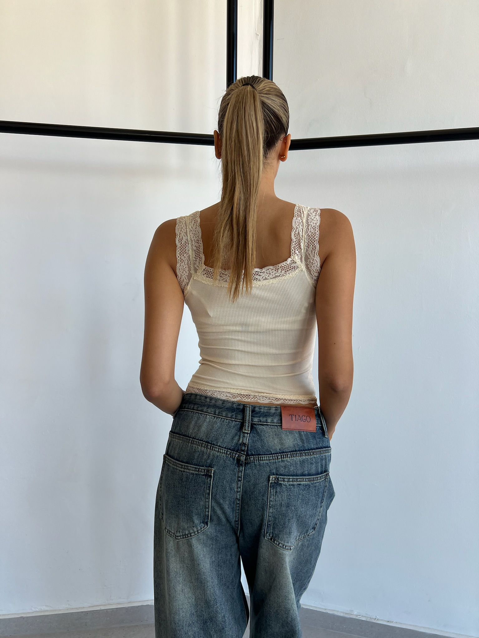 גופיית דורי חמאה