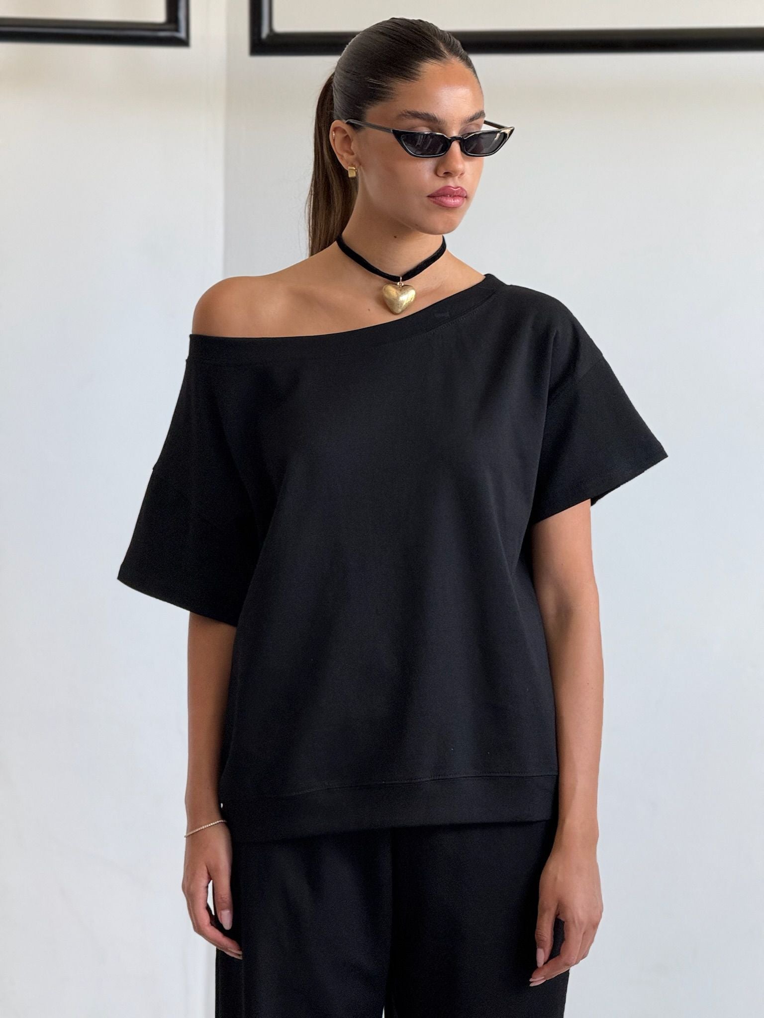 חליפת סול שחור