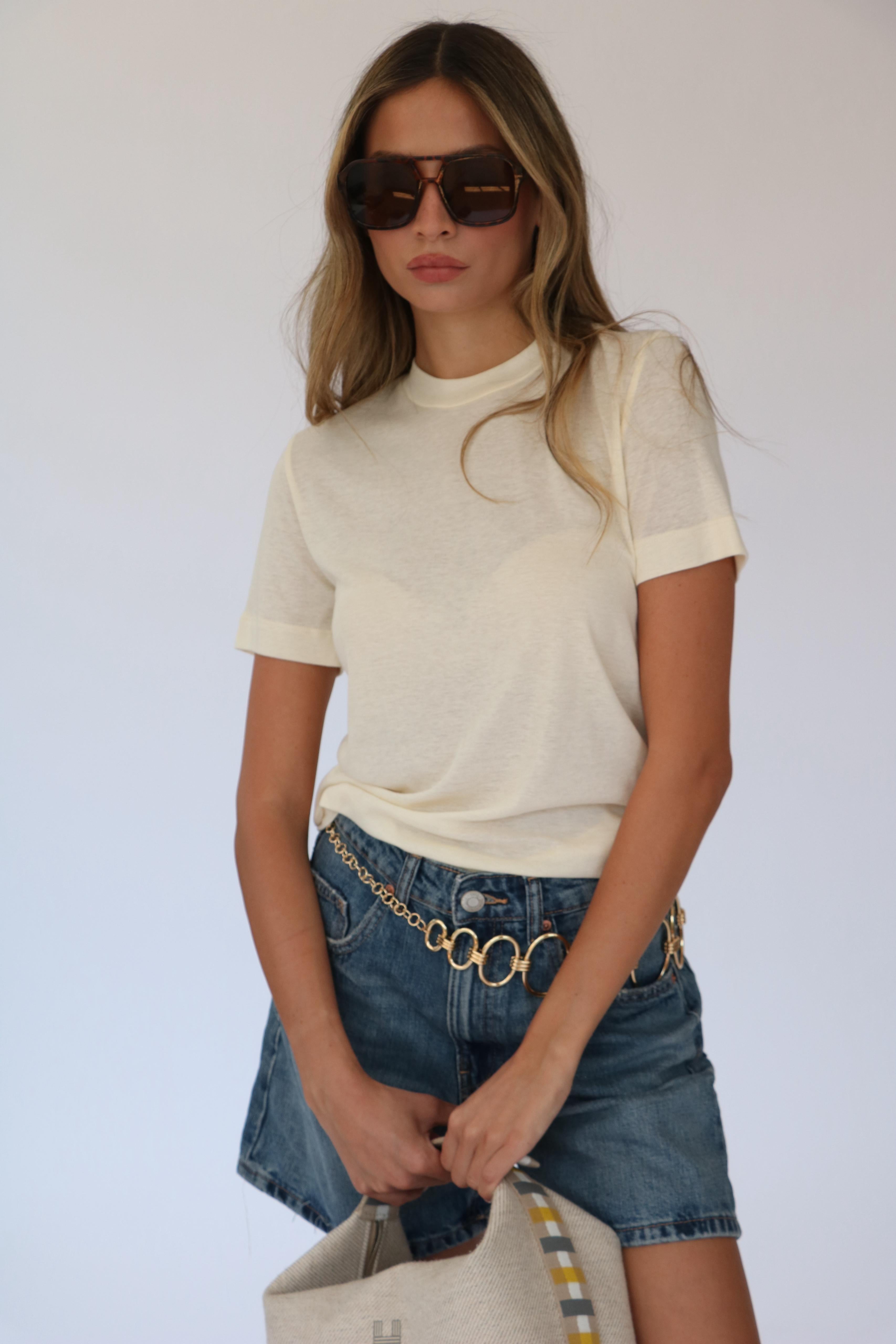 בייסיק ניקה בננה