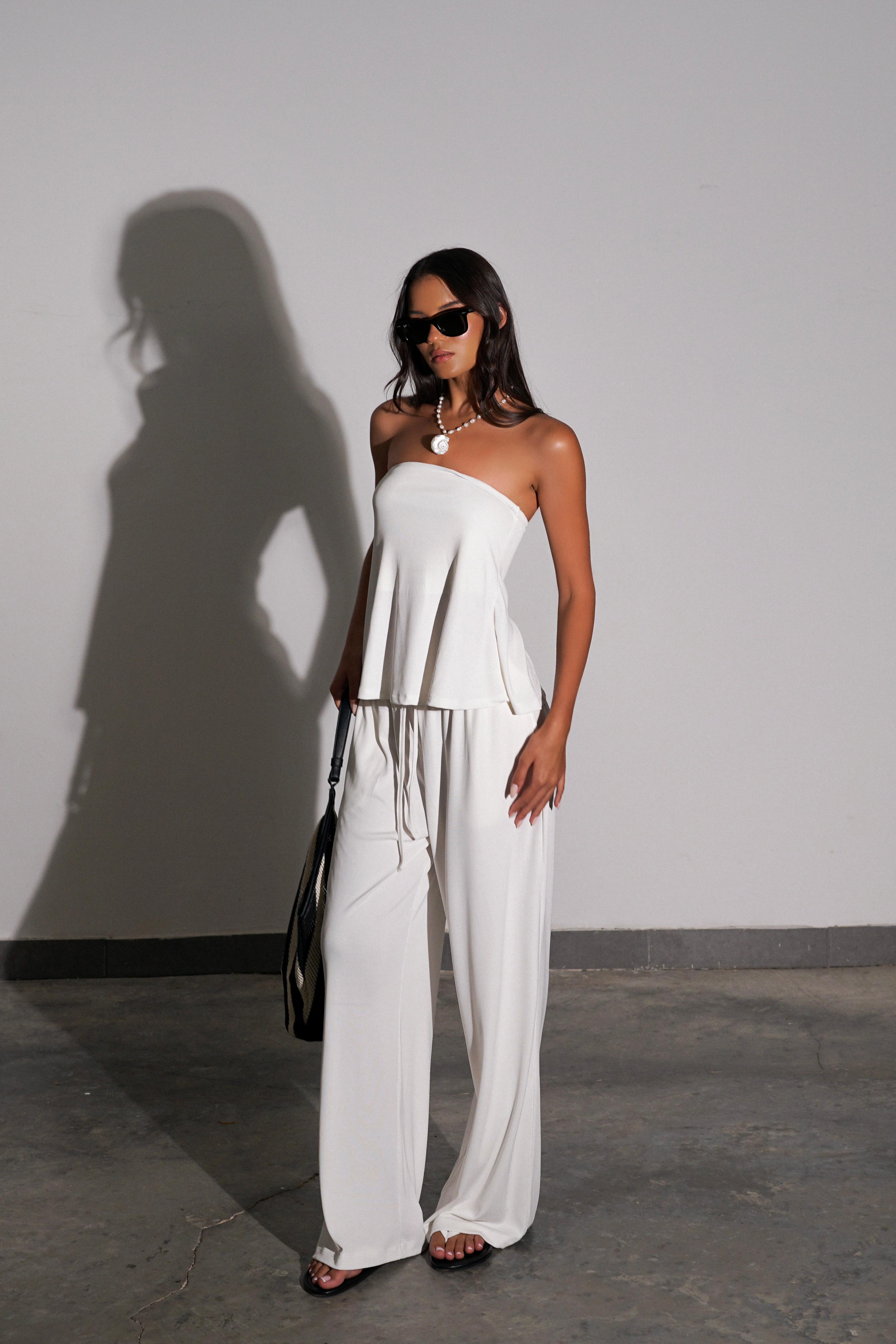 חליפת מוליאר לבן