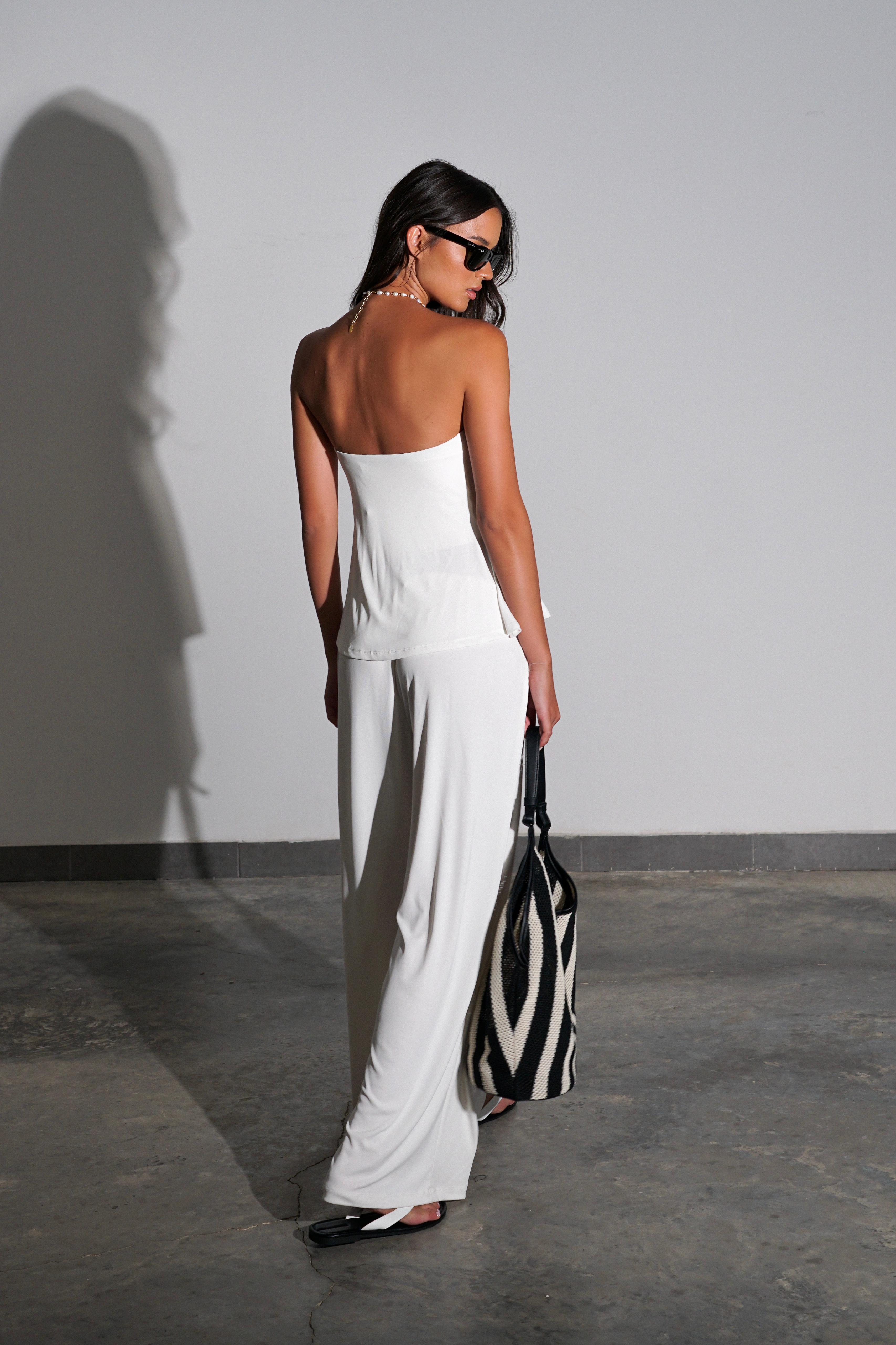 חליפת מוליאר לבן