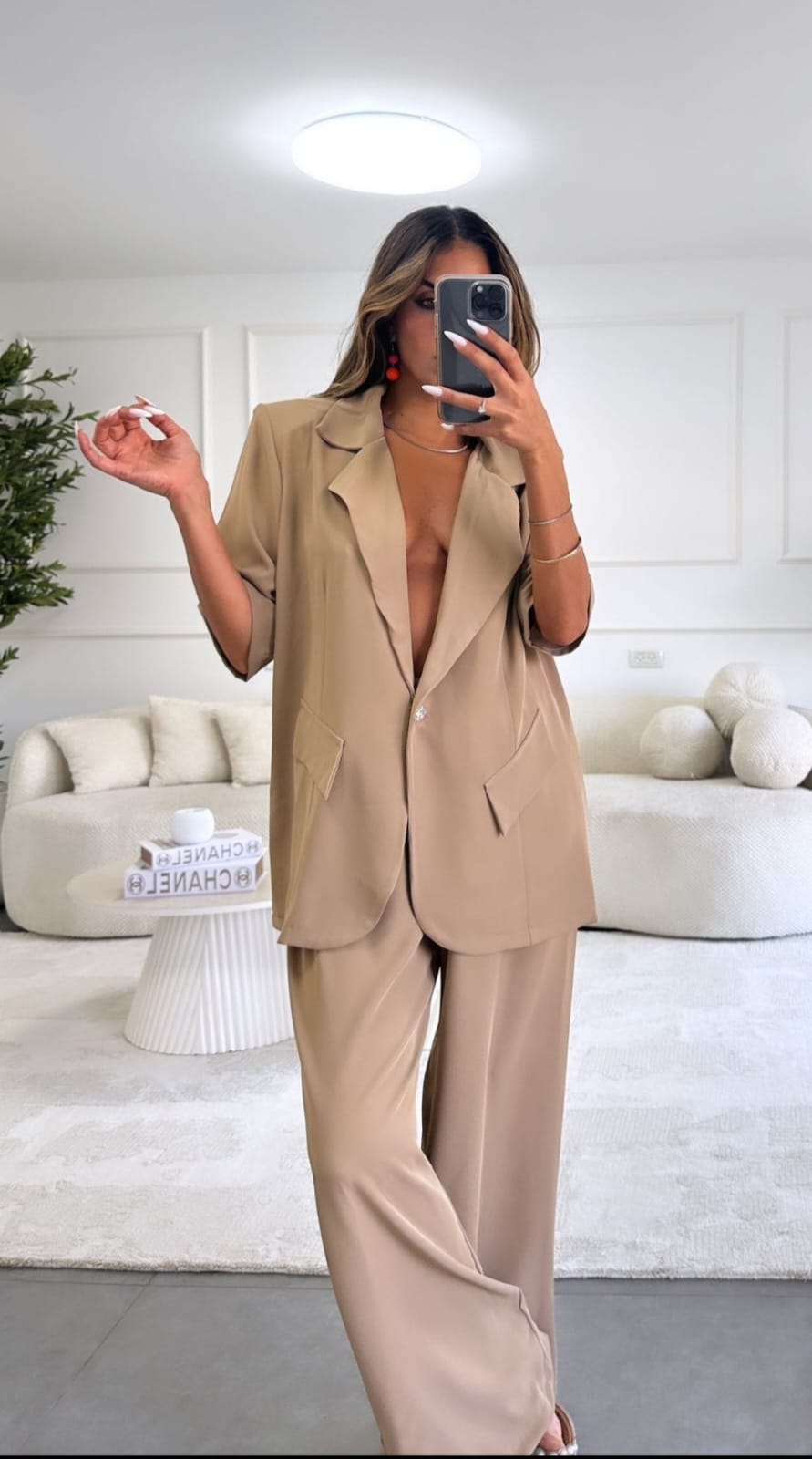 חליפת כפתור יהלום חום