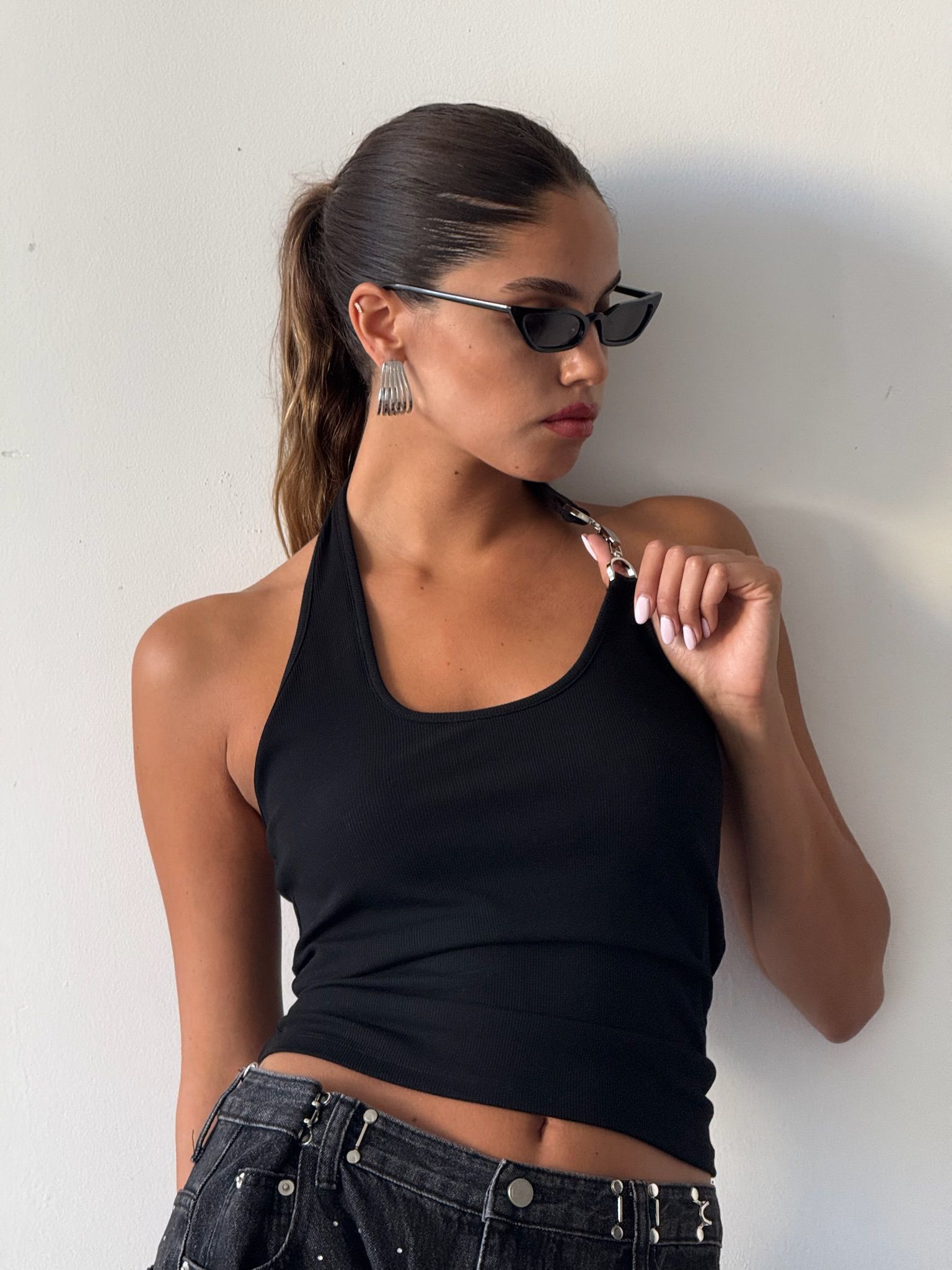 גופיית נינה שחור