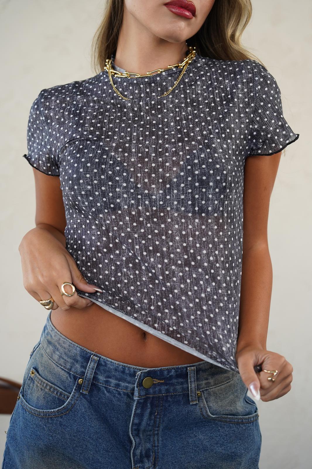 חולצת מולי שחור נקודות
