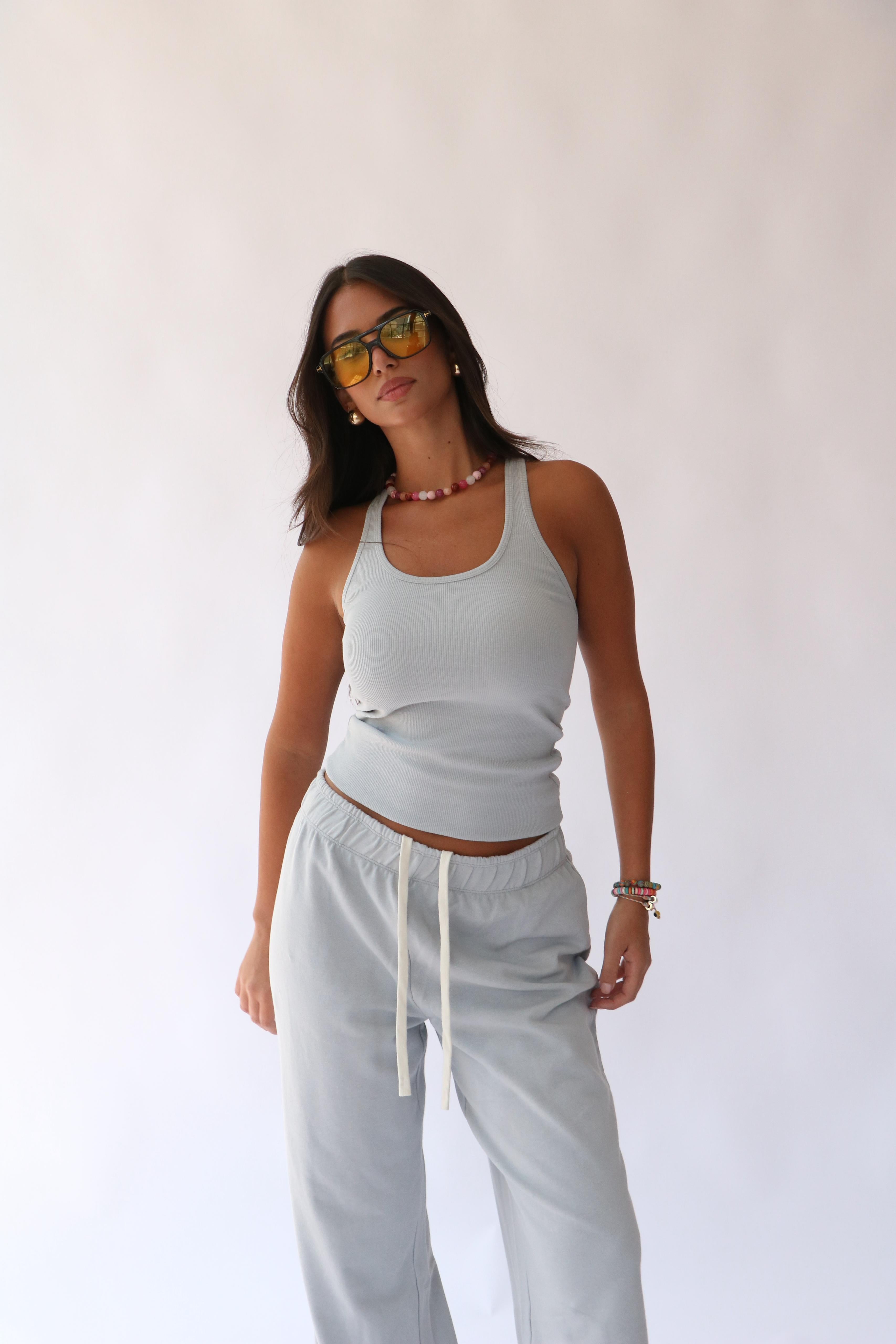 חליפת בקי אפור