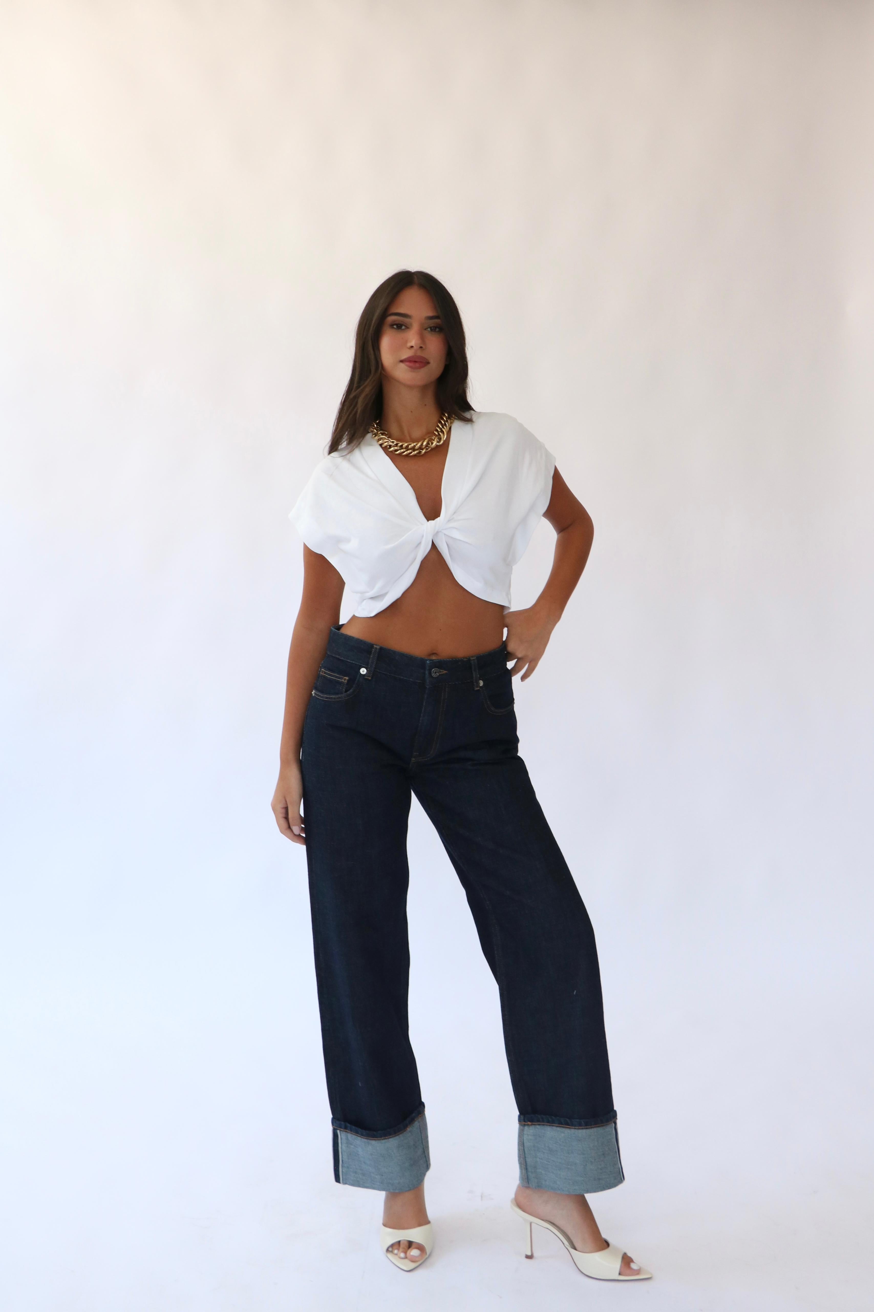 חולצת אדורה לבן