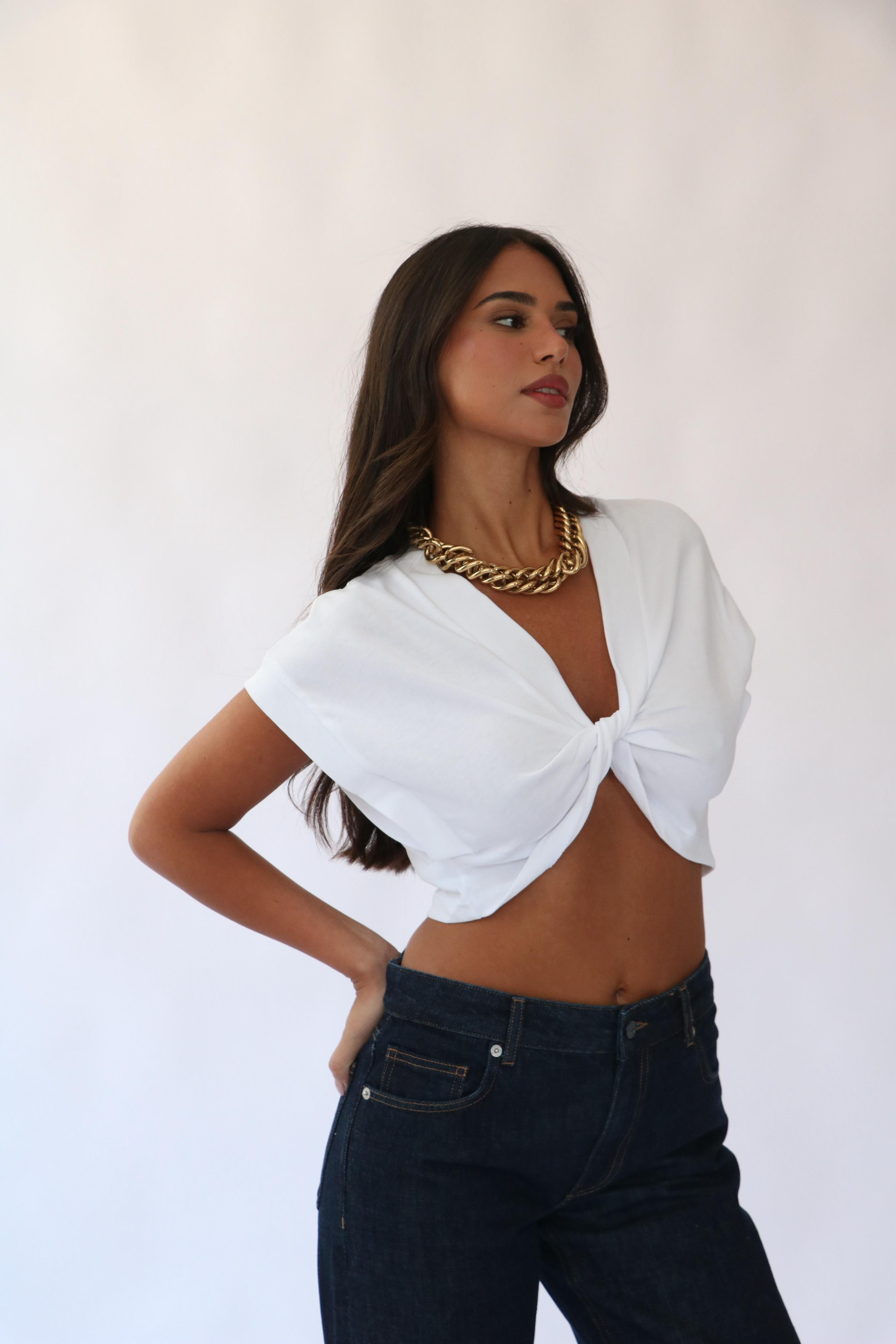 חולצת אדורה לבן